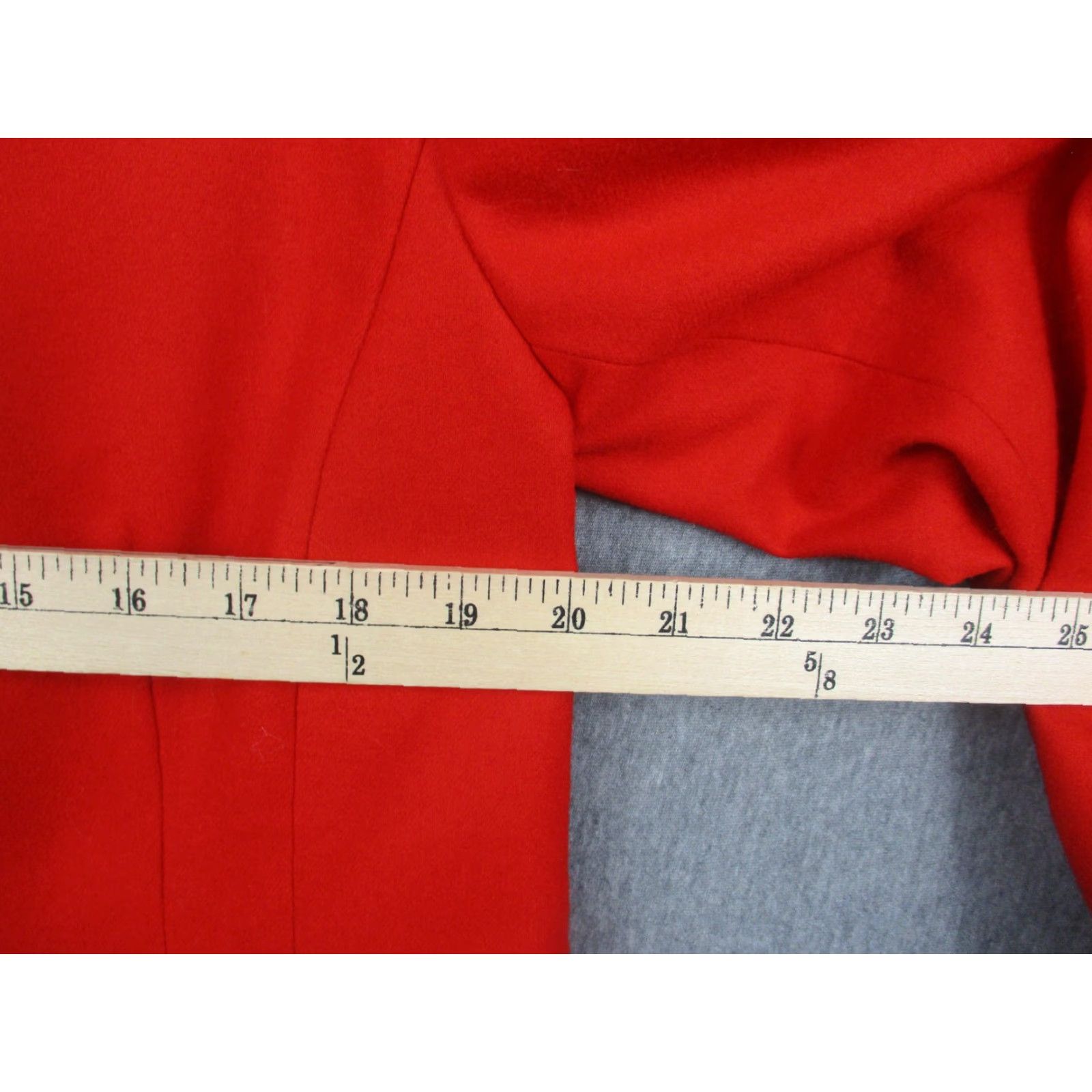 Pendleton VINTAGE Pendleton Blazer Womens 18 Red Wool Gold Buttons Pockets Made USA 70s Jacket Womens Red Wool Blazer 70s Vintage Cheap Shipping Size XXL / US 16-18 / IT 52-54 - 6 Thumbnail