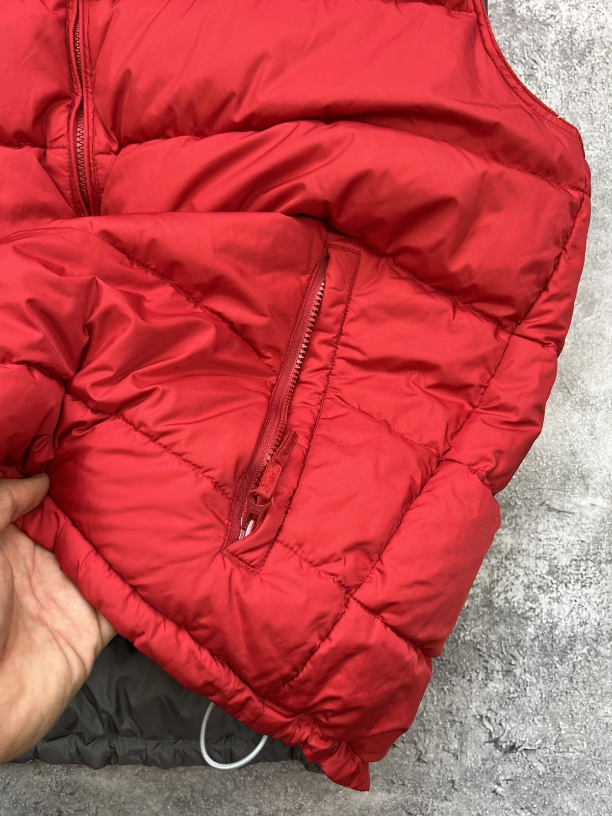 SALEWA Salewa Grey Red Bilateral Puffer Down Vest Mens Size US XXL / EU 58 / 5 - 7 Thumbnail