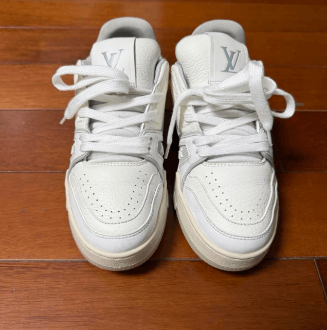 Louis Vuitton Louis Vuitton Low-Top Sneakers Size US 5.5 / IT 35.5 - 2 Thumbnail