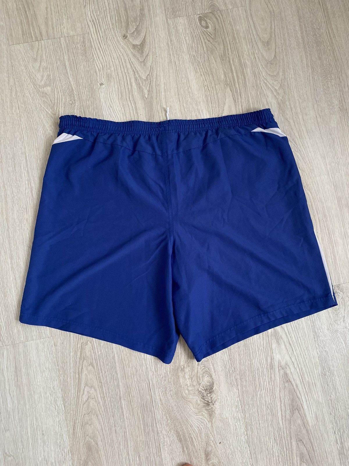 Umbro Vintage Umbro NOTTINGHAM FOREST Shorts - Size XXL Size US 36 / EU 52 - 11 Thumbnail