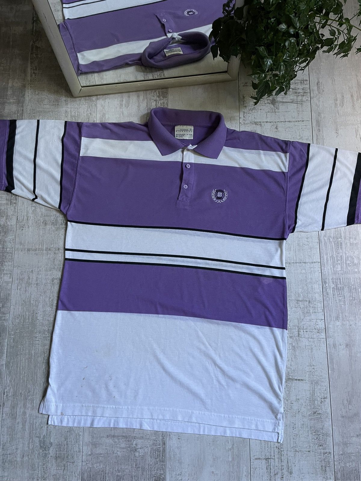 Givenchy Vintage 90’s Givenchy Sport Polos T-Shirt White/Purple RARE Size US L / EU 52-54 / 3 - 2 Thumbnail