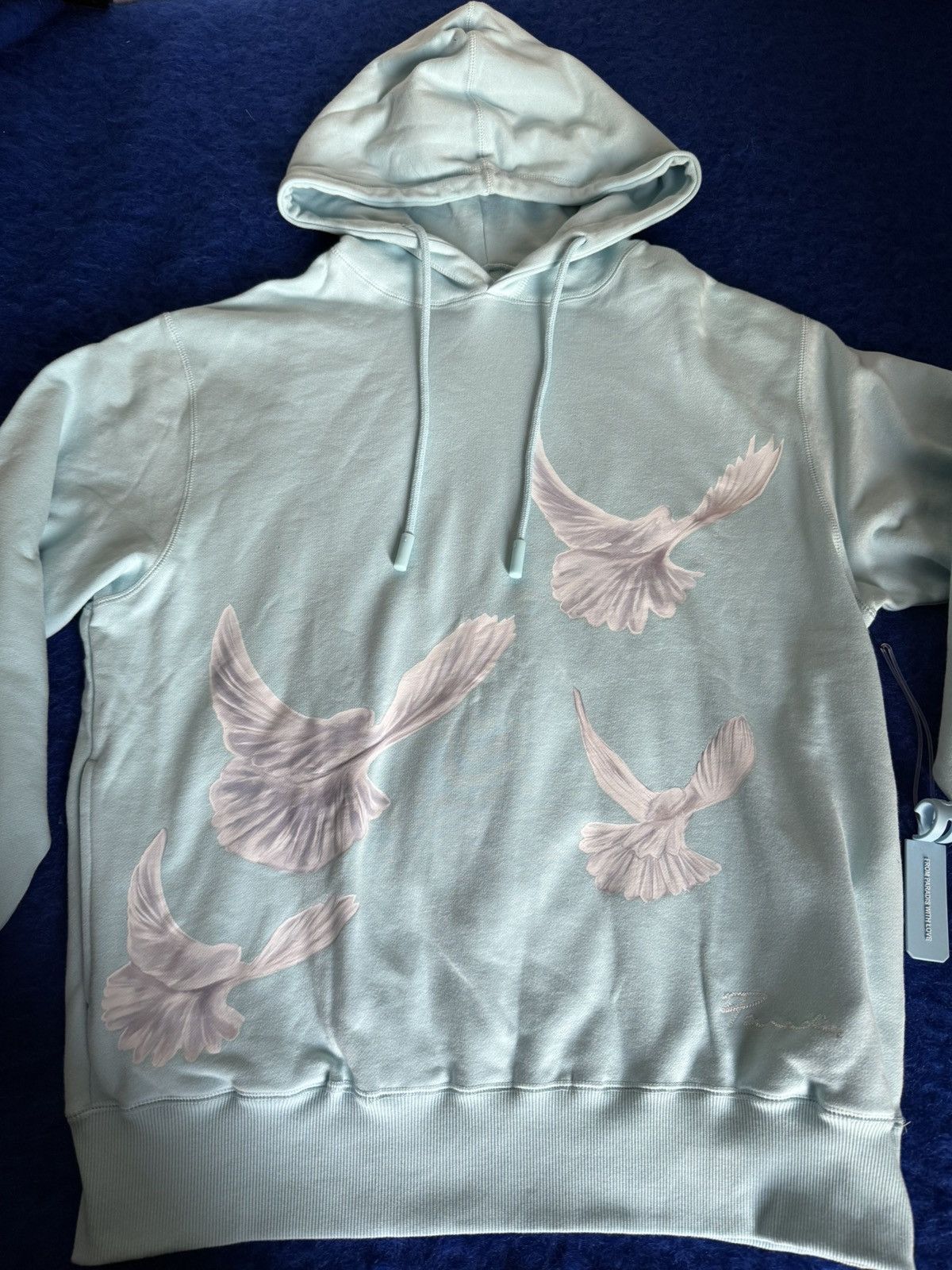 3.PARADIS 3.Paradis Doves Hoodie Light Blue - Size L - New with tag Size US L / EU 52-54 / 3 - 2 Thumbnail