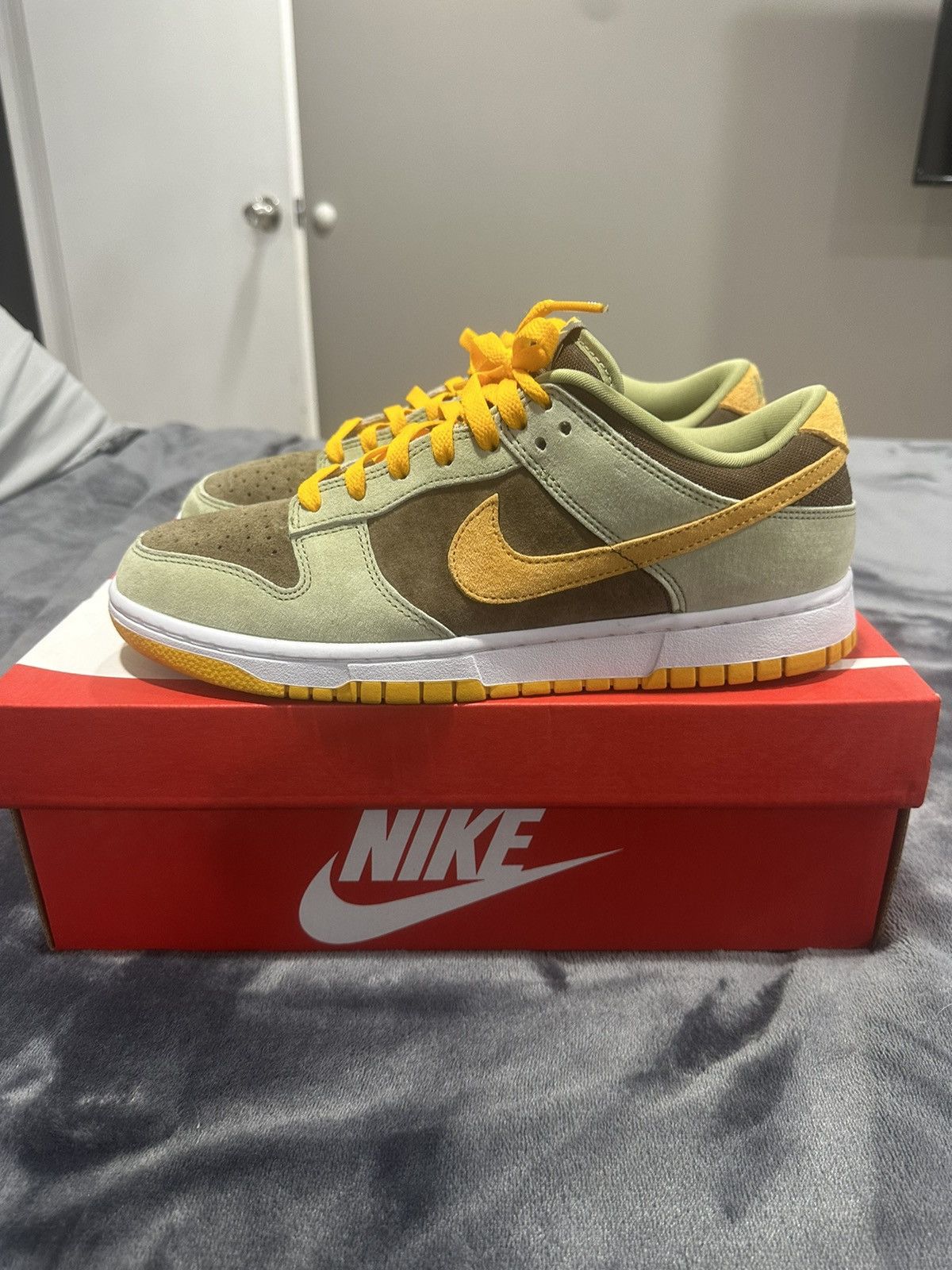 Nike Nike Dunk Low Dusty Olive Size US 9.5 / EU 42-43 - 2 Thumbnail