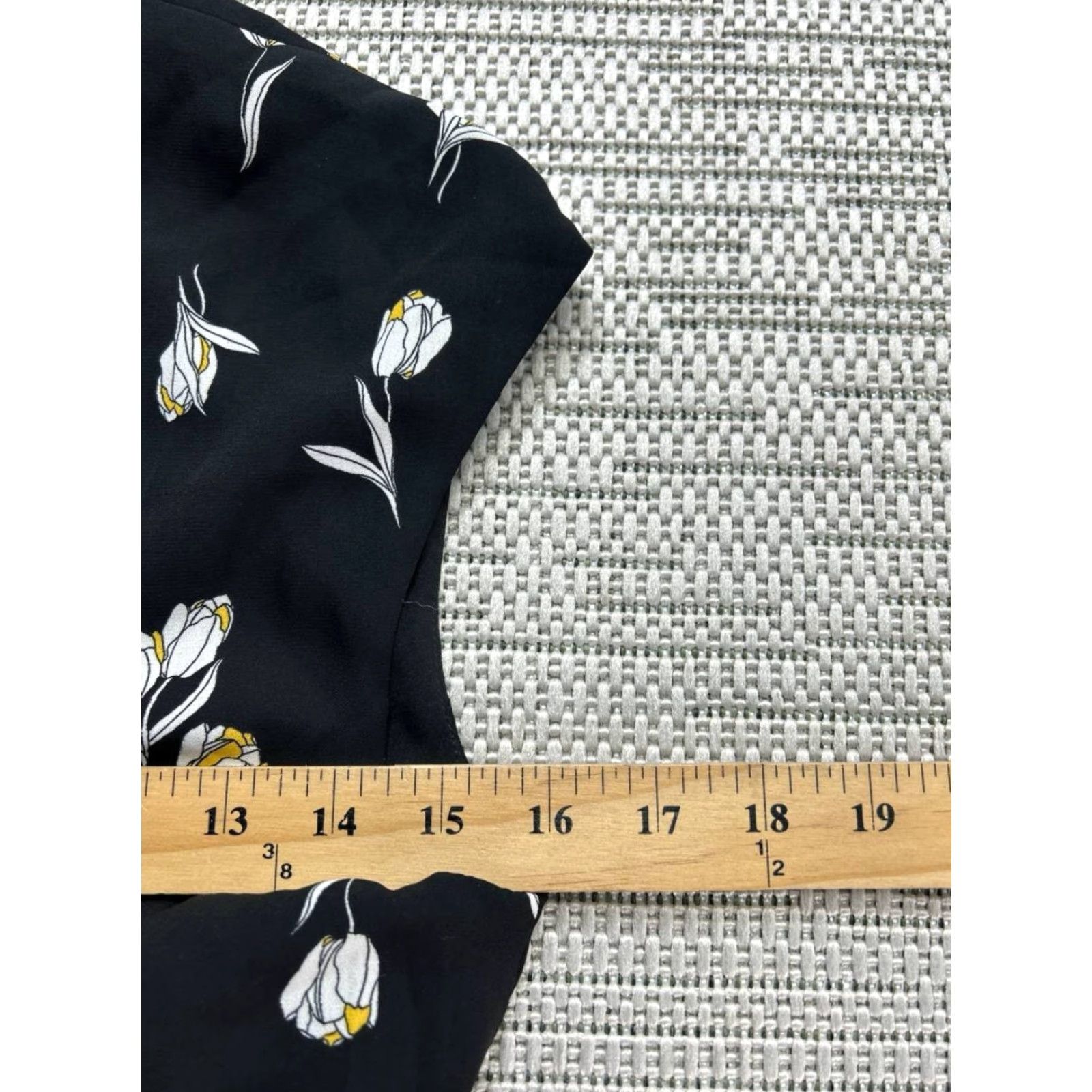 Banana Republic Banana Republic Dress Womens 2 Black Floral Wrap Blouson V-Neck Sleeveless Knee Length Party/Cocktail Casual Size XS / US 0-2 / IT 36-38 - 7 Thumbnail