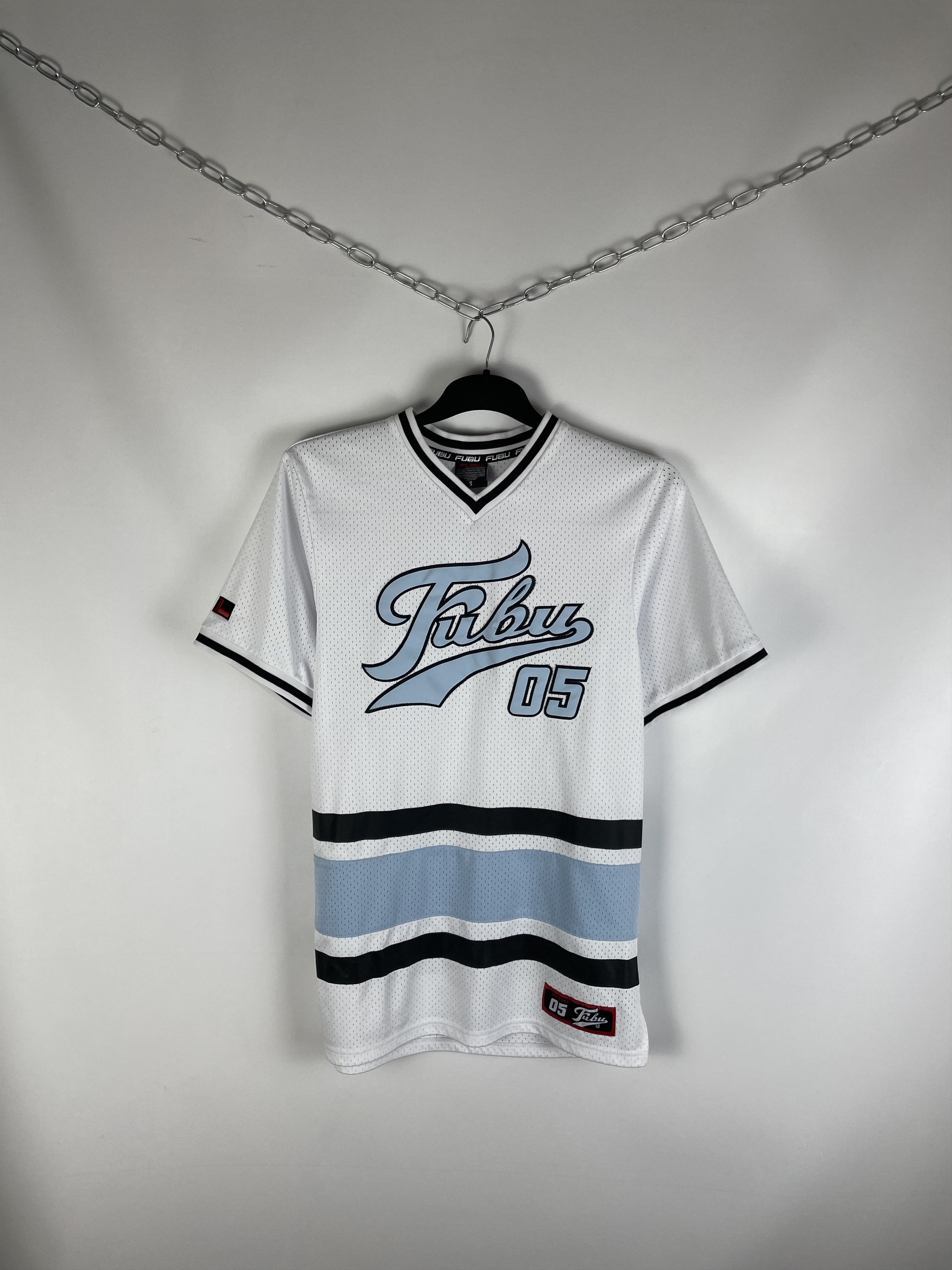 Fubu Vintage Fubu 05 Big Logo Y2K Jersey Size US S / EU 44-46 / 1 - 1 Thumbnail