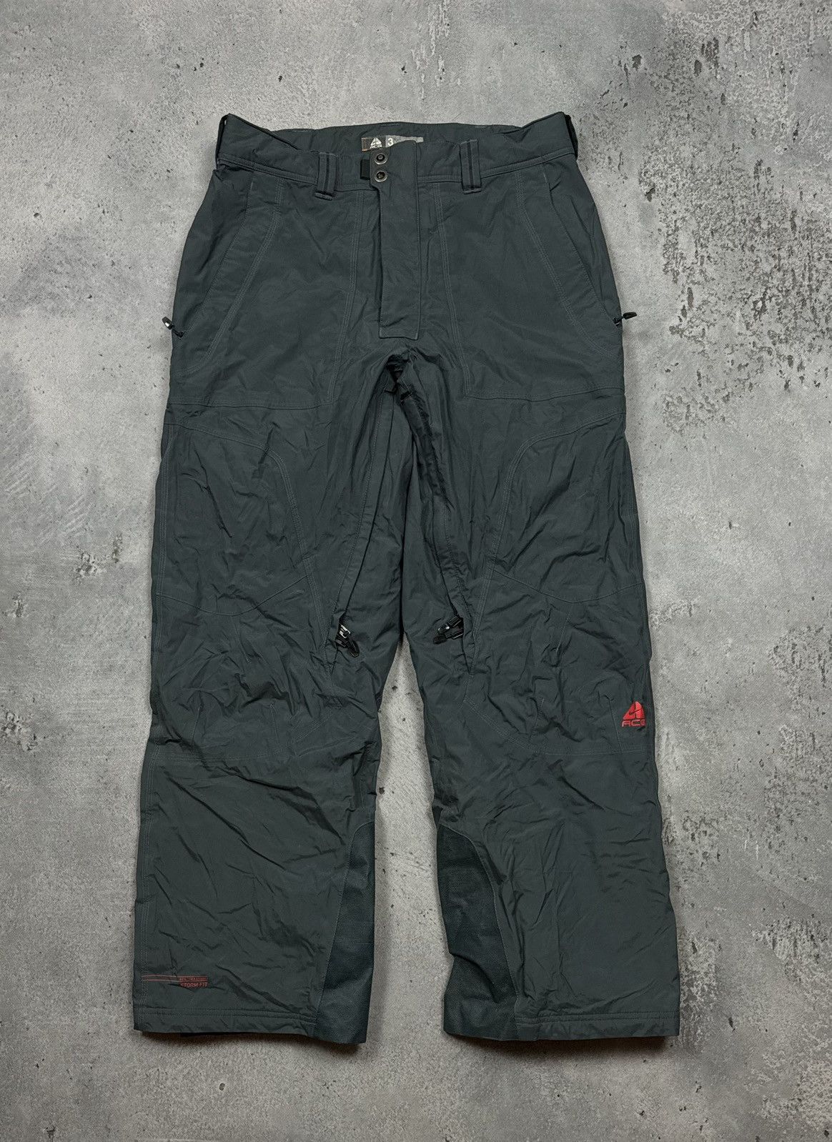 image of Nike Acg Pants Ski Outdoor in Grey, Men's (Size 38)