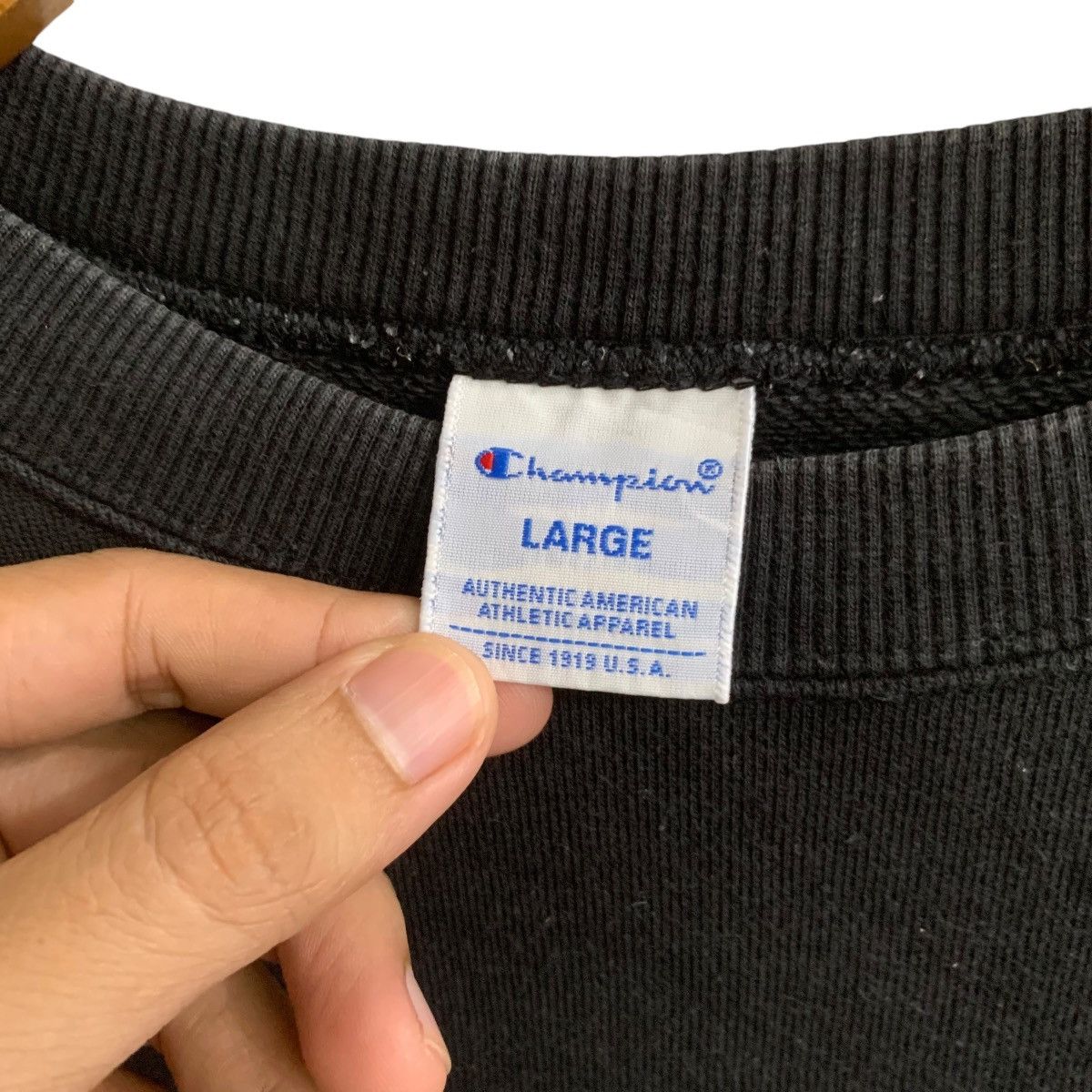 Champion × Vintage Black Champion Spell Out Logo Medium Sweatshirt Size US M / EU 48-50 / 2 - 3 Thumbnail