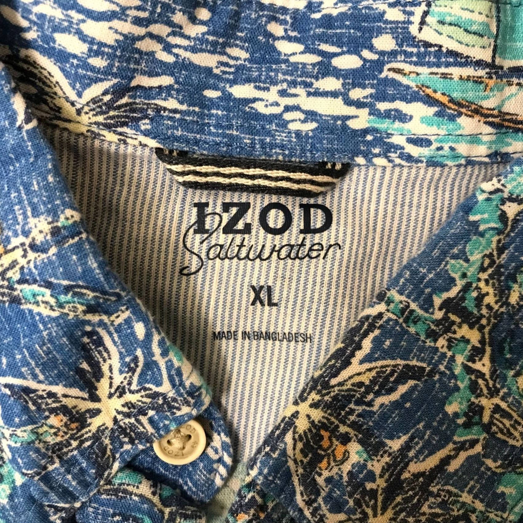 Izod IZOD MEN'S XL BLUE SHORT SLEEVE BUTTON-UP COTTON SHIRT W/ POCKET Size US XL / EU 56 / 4 - 7 Thumbnail