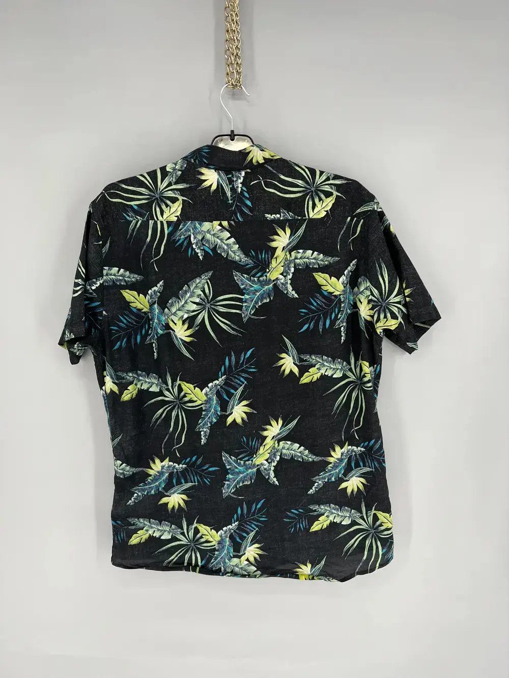 Vintage Vintage Crazy Quiksilver Hawaiian Floral Shirt Buttons 90s Size US S / EU 44-46 / 1 - 9 Thumbnail