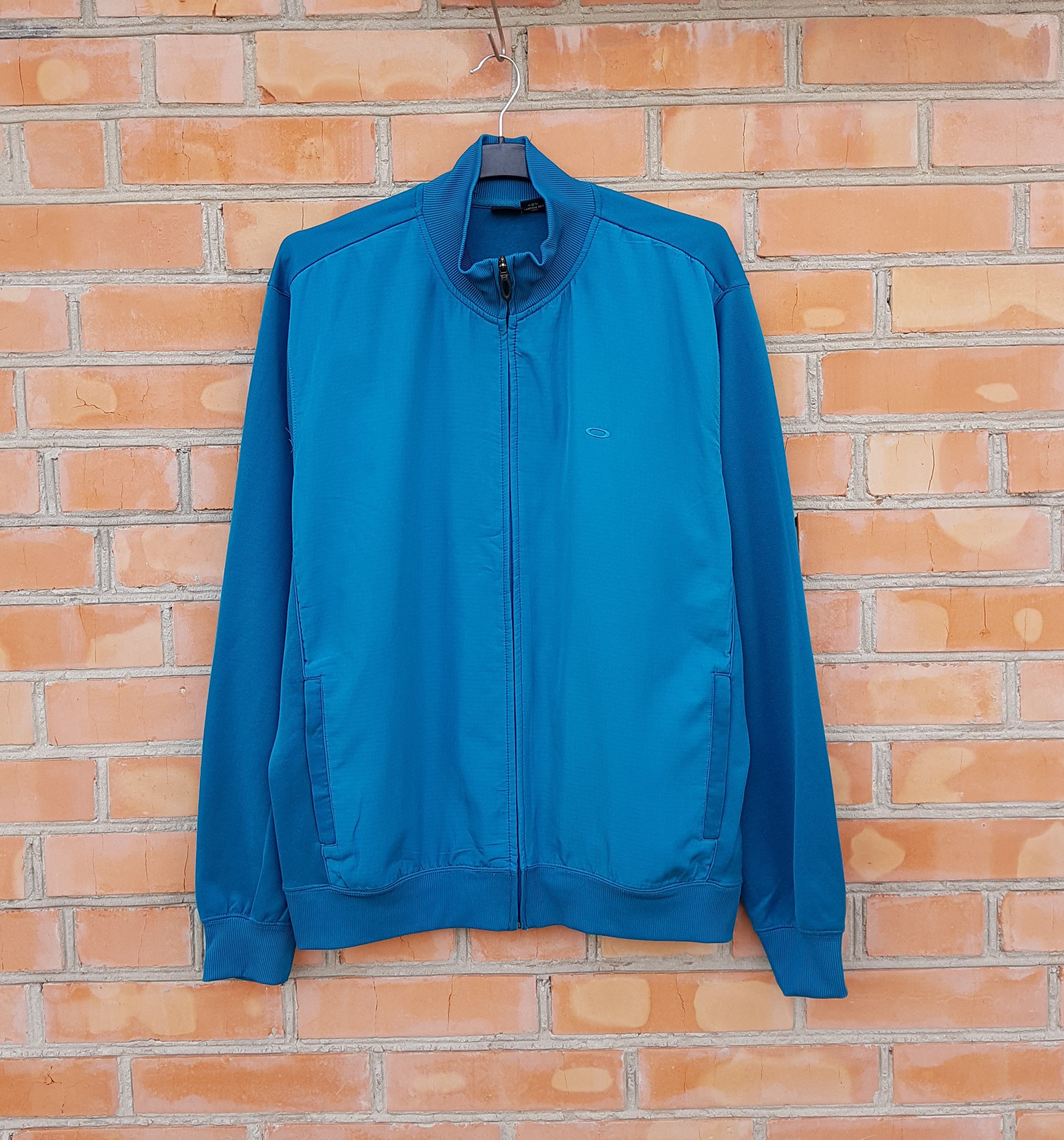 Oakley Oakley y2k Vintage Full Zip Track Top Jacket sz L Size US L / EU 52-54 / 3 - 1 Thumbnail