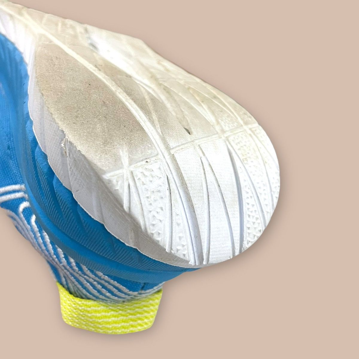 Hoka Hoka One One "Carbon X" Size US 5 / EU 37 - 22 Thumbnail