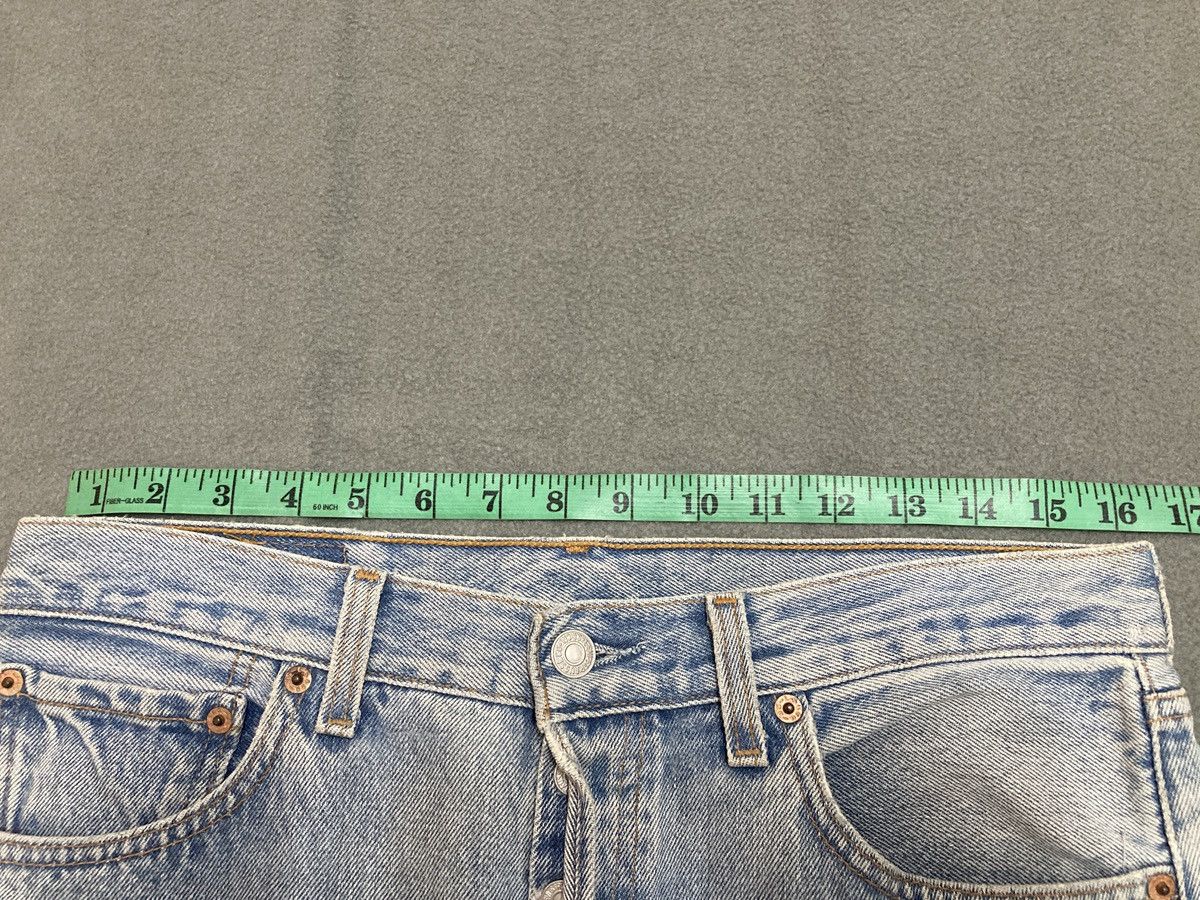 Levi's Vintage Y2K Levis 501 jeans Made in Mexico Size US 33 - 14 Thumbnail
