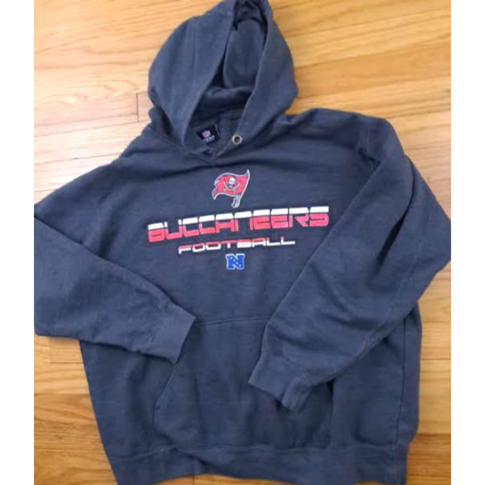 Vintage VINTAGE Pre-Owned Tampa Bay Buccaneers Football Pullover Hooded Sweatshirt XL Gray Men XL Size US XL / EU 56 / 4 - 3 Thumbnail
