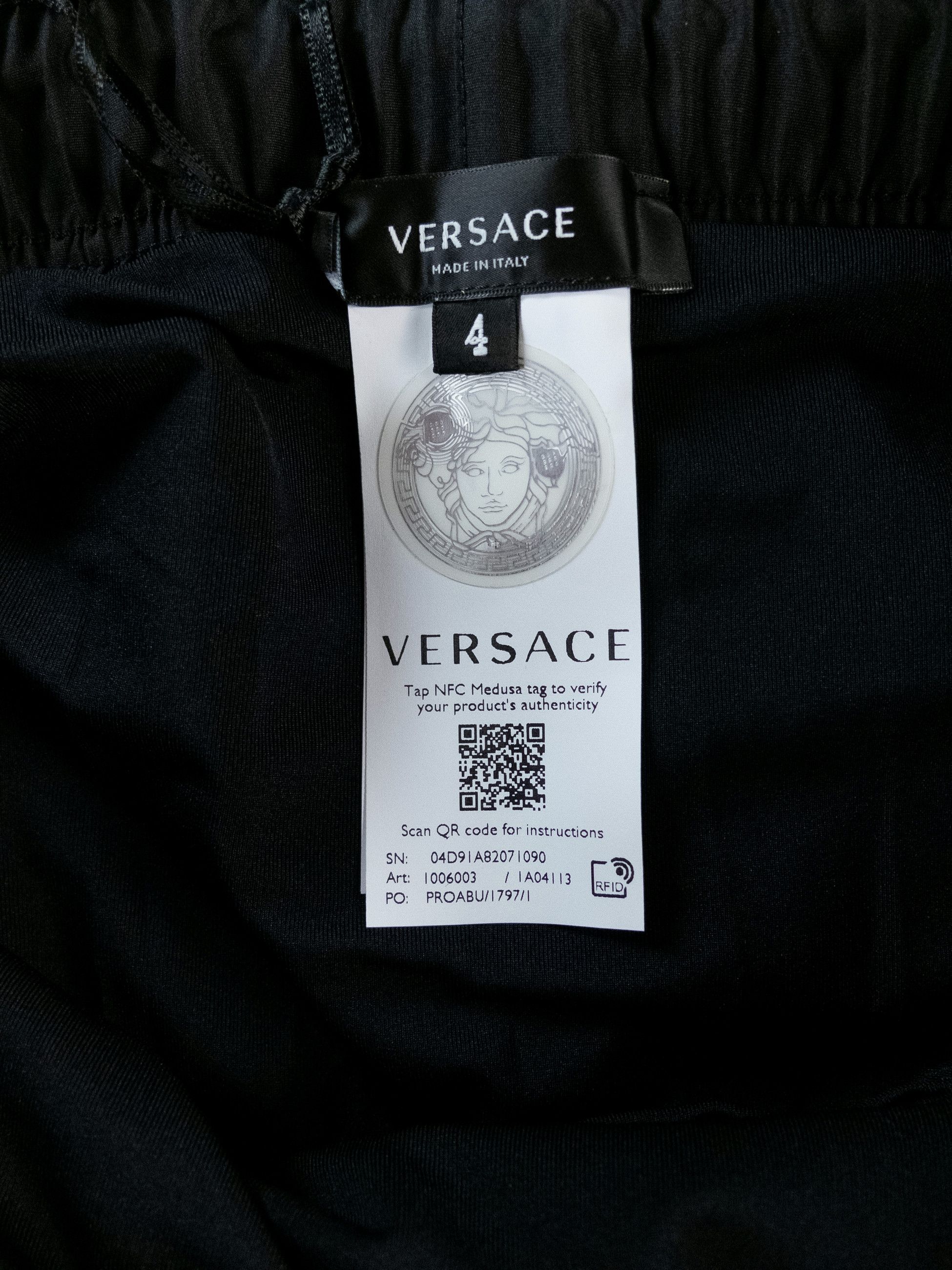 Versace VERSACE black Medusa logo swim shorts 4 Medium trunks Size US 32 / EU 48 - 6 Thumbnail
