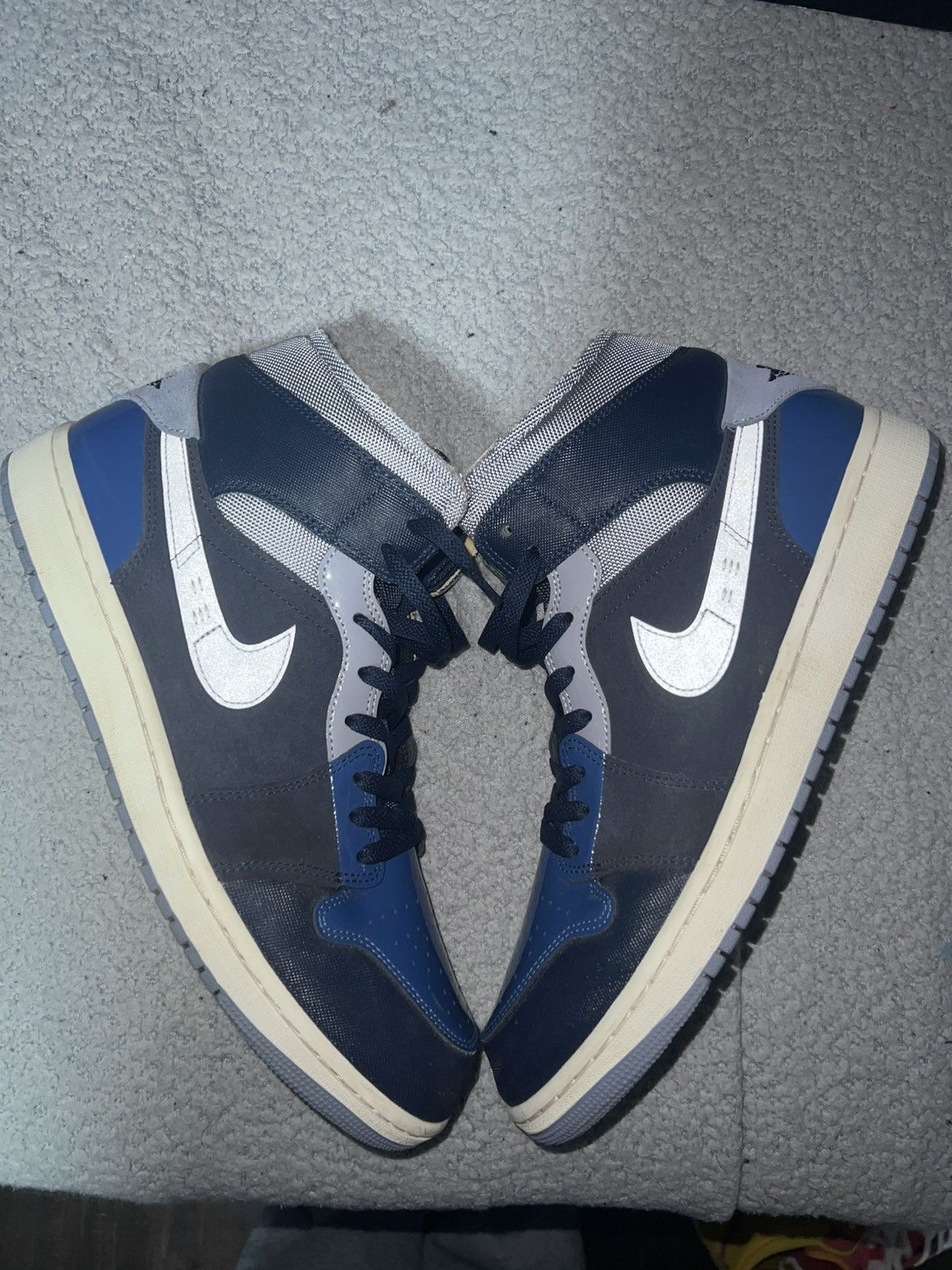 Jordan Brand Jordan 1 mid se craft Size US 13 / EU 46 - 1 Thumbnail