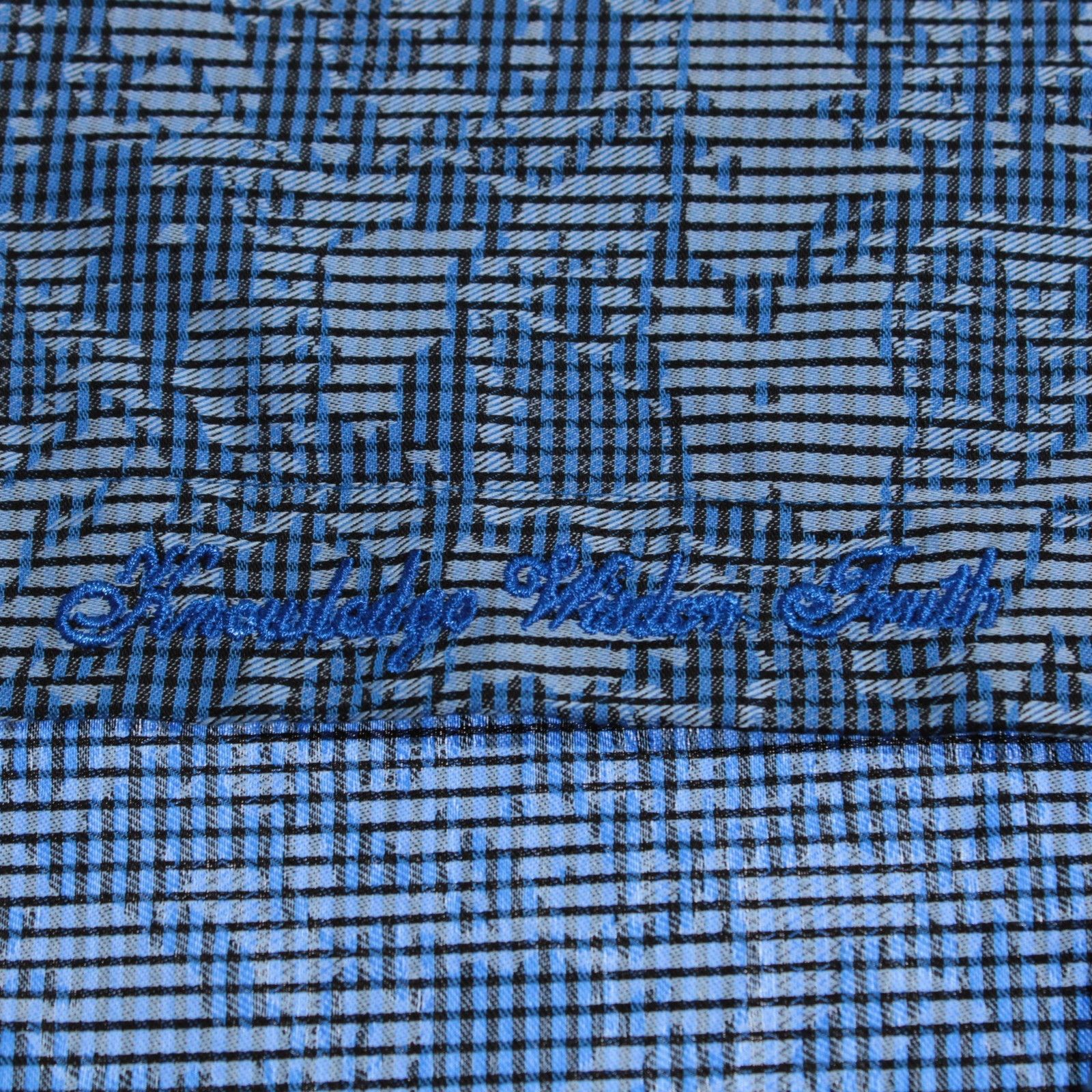 Robert Graham Robert Graham New with tags Shirt Size S US In Blue Size US S / EU 44-46 / 1 - 6 Thumbnail
