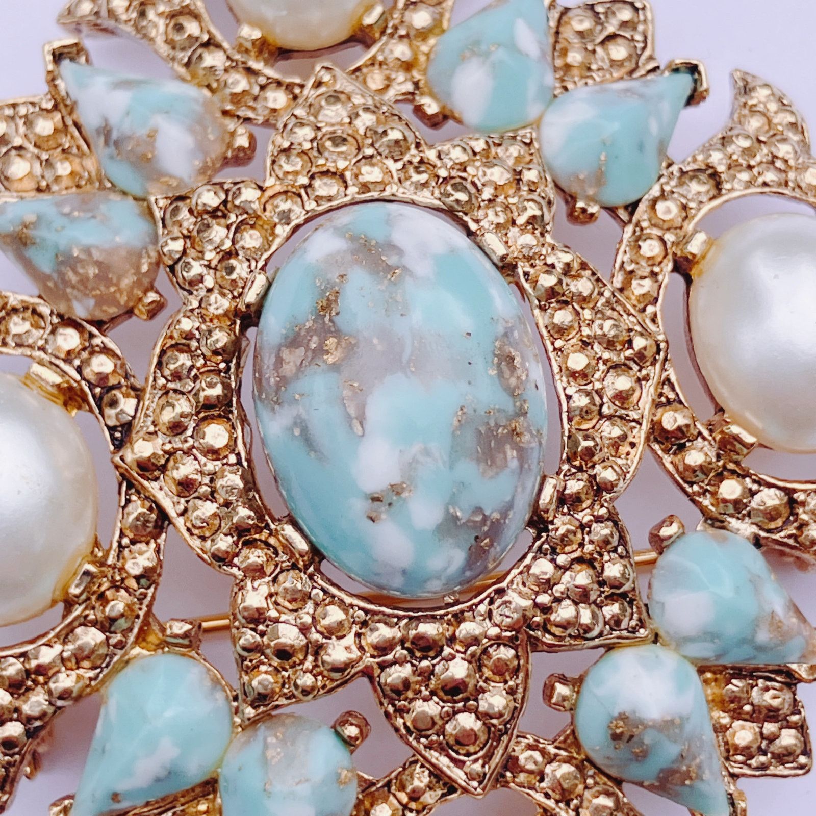 Vintage Signed Sarah Coventry Gold Tone Faux Turquoise Pearl Brooch Size ONE SIZE - 4 Thumbnail