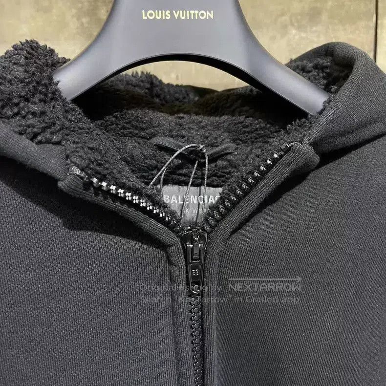 Balenciaga Balenciaga Ski series 3m reflective lamb fur warm-up jacke Size US XL / EU 56 / 4 - 4 Thumbnail