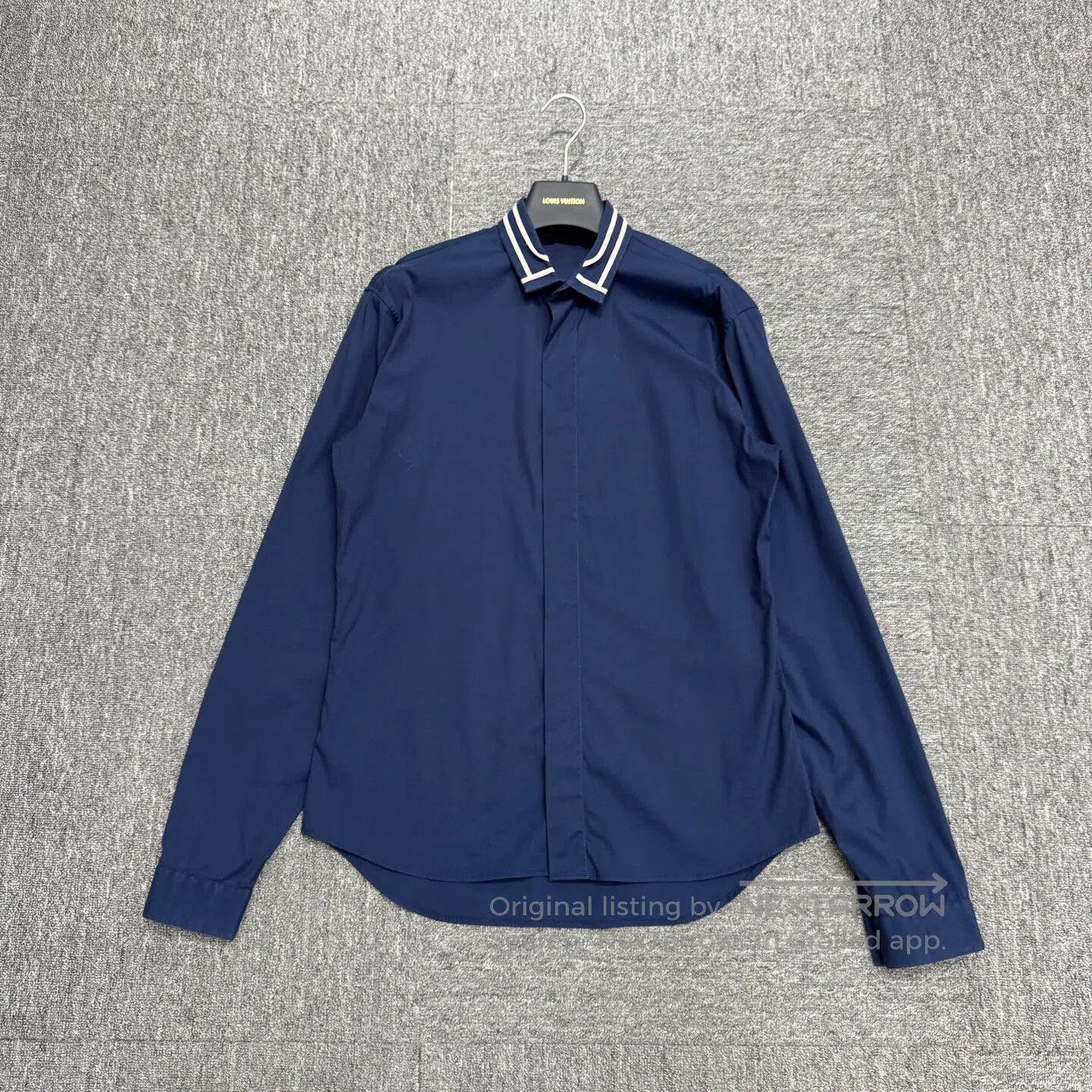 Dior Dior size37 Shirt with embroidered collar| Size US XXS / EU 40 - 1 Thumbnail