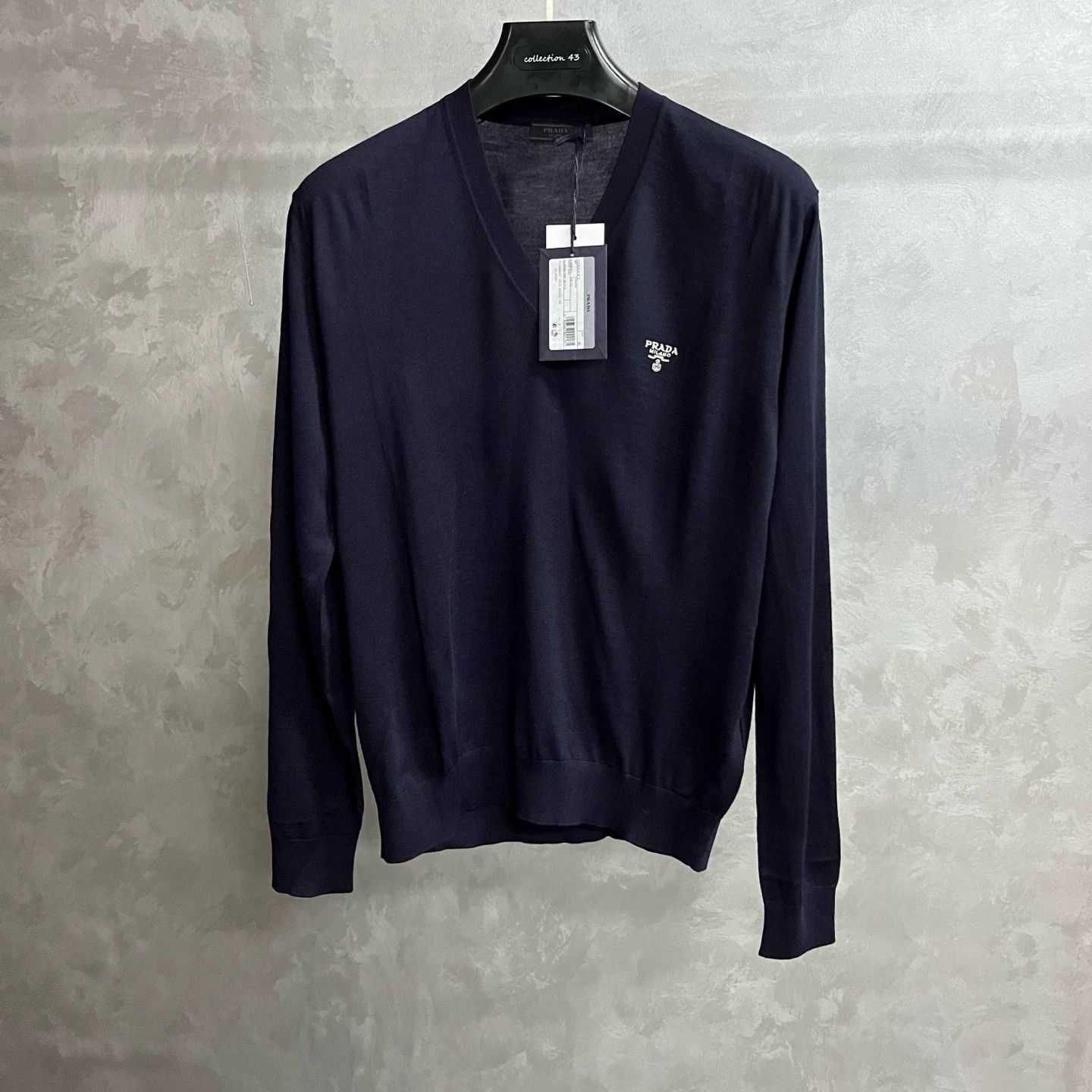 Prada Prada Blue Embroidered Logo Wool Sweater Size US S / EU 44-46 / 1 - 1 Thumbnail