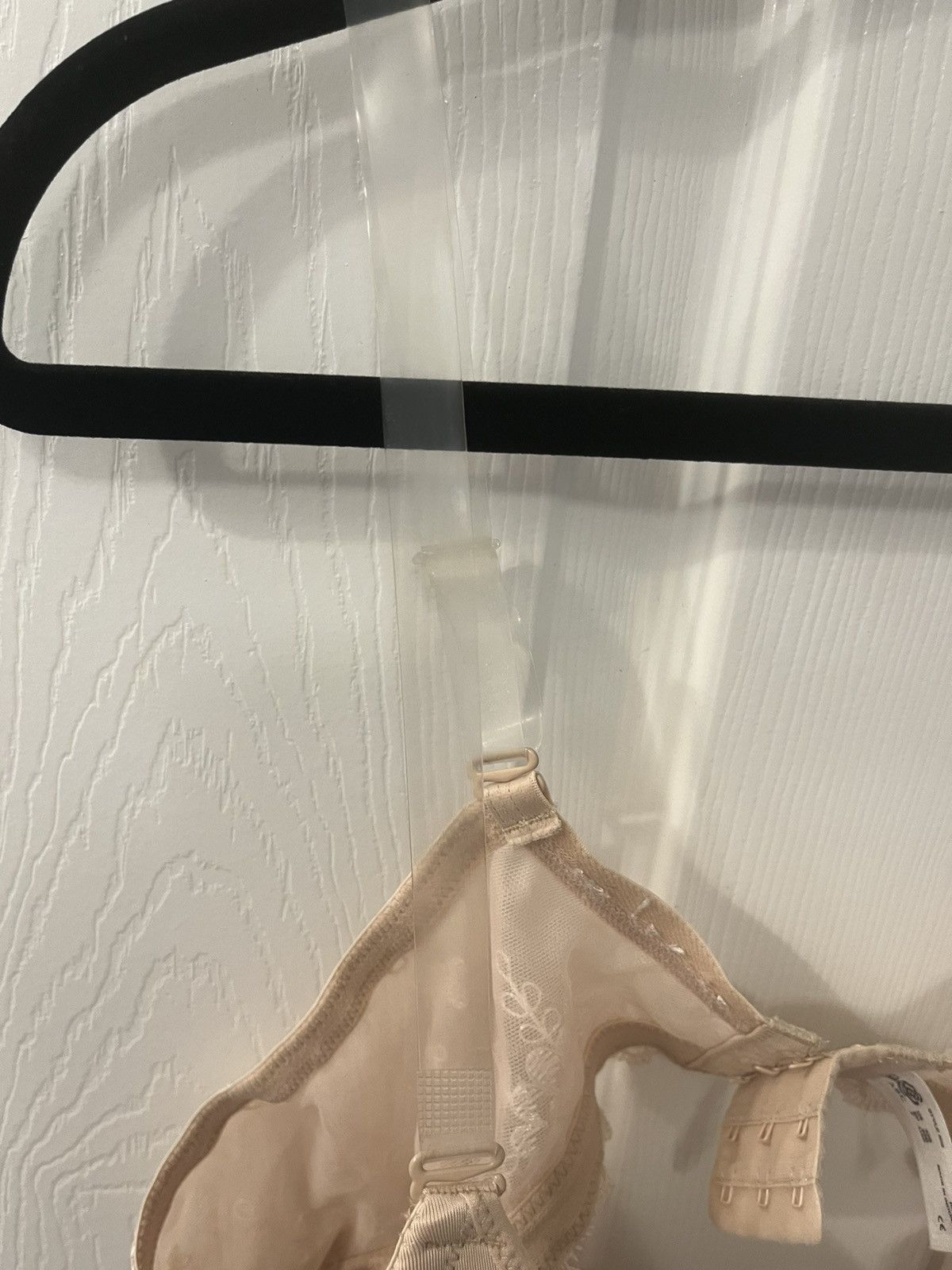 Other ABC Size 42B beige lacy clear straps bra Size ONE SIZE - 4 Thumbnail