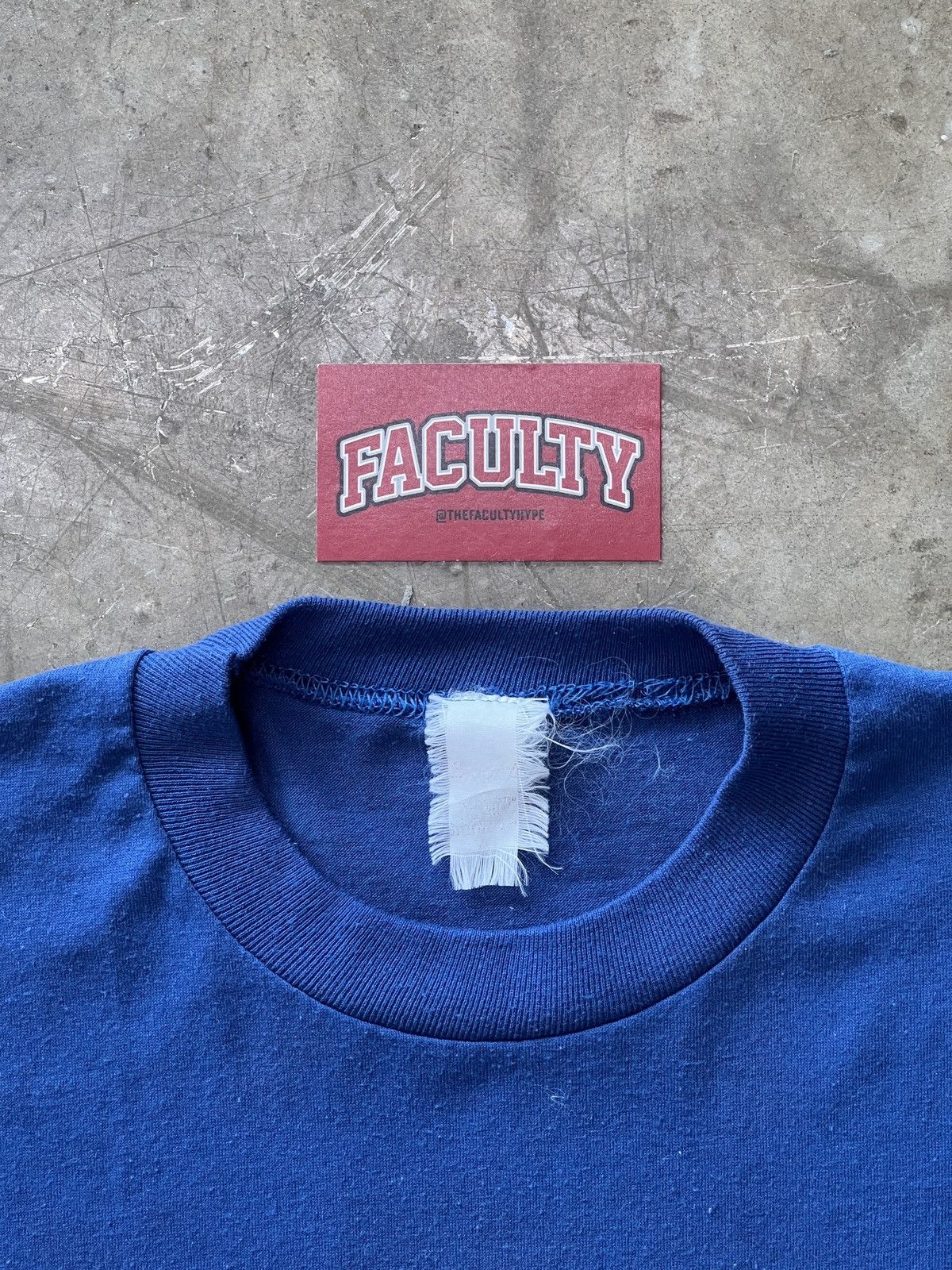 Vintage Vintage De La Salle Single Stitch Tee Large Size US L / EU 52-54 / 3 - 3 Thumbnail