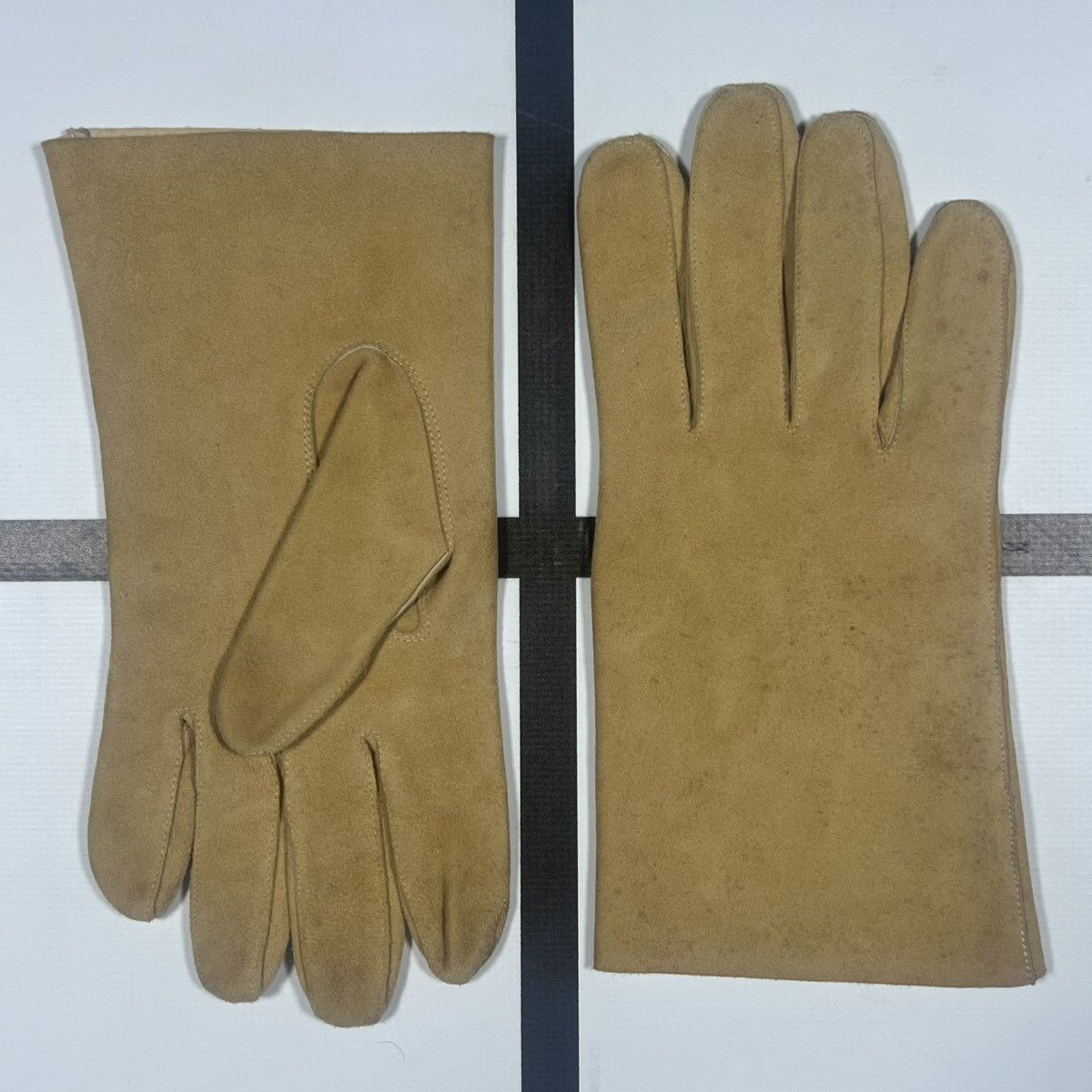 Hermes |[ 2000’s Hermès Lambskin Leather Gloves ]| Size ONE SIZE - 2 Thumbnail