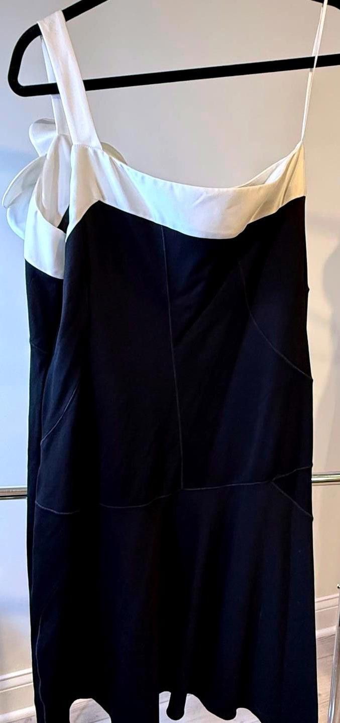 Designer Elegant NUE by Shani One-Shoulder Black Dress Size XL / US 12-14 / IT 48-50 - 3 Thumbnail