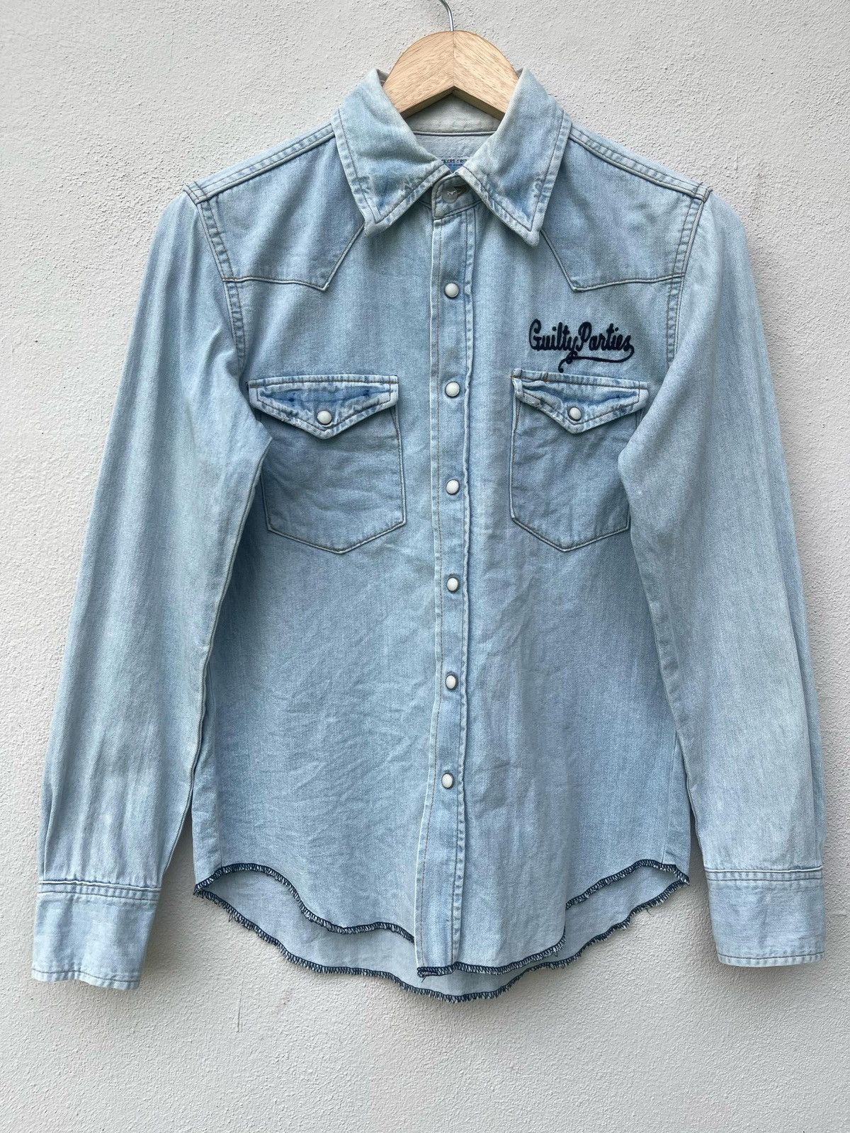Designer × Japanese Brand × Wacko Maria Wacko Maria Guilty Parties Wash Denim Western Shirt Size US S / EU 44-46 / 1 - 7 Thumbnail