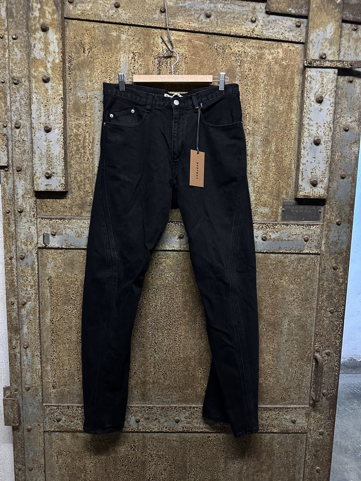 Japanese Brand NVRFRGT black faded 3D bootcut denim Size US 34 / EU 50 - 1 Thumbnail