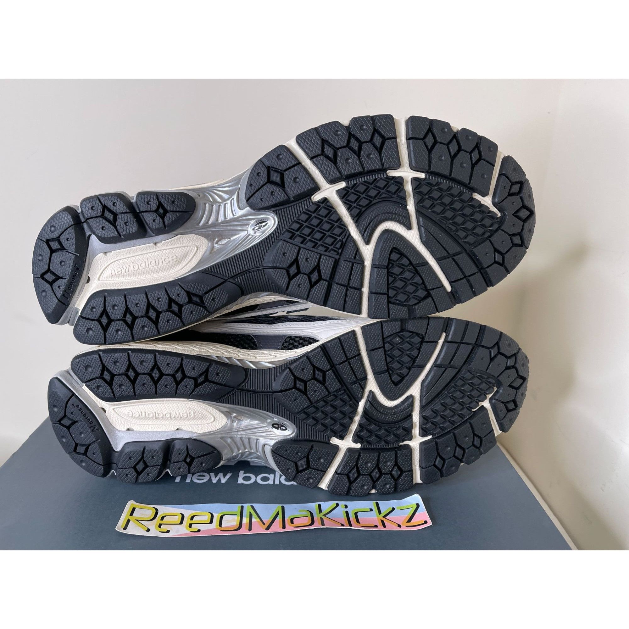 New Balance New Balance 1906 Utility Black Sea Salt Magnet Mens 9.5us Size US 9.5 / EU 42-43 - 6 Thumbnail