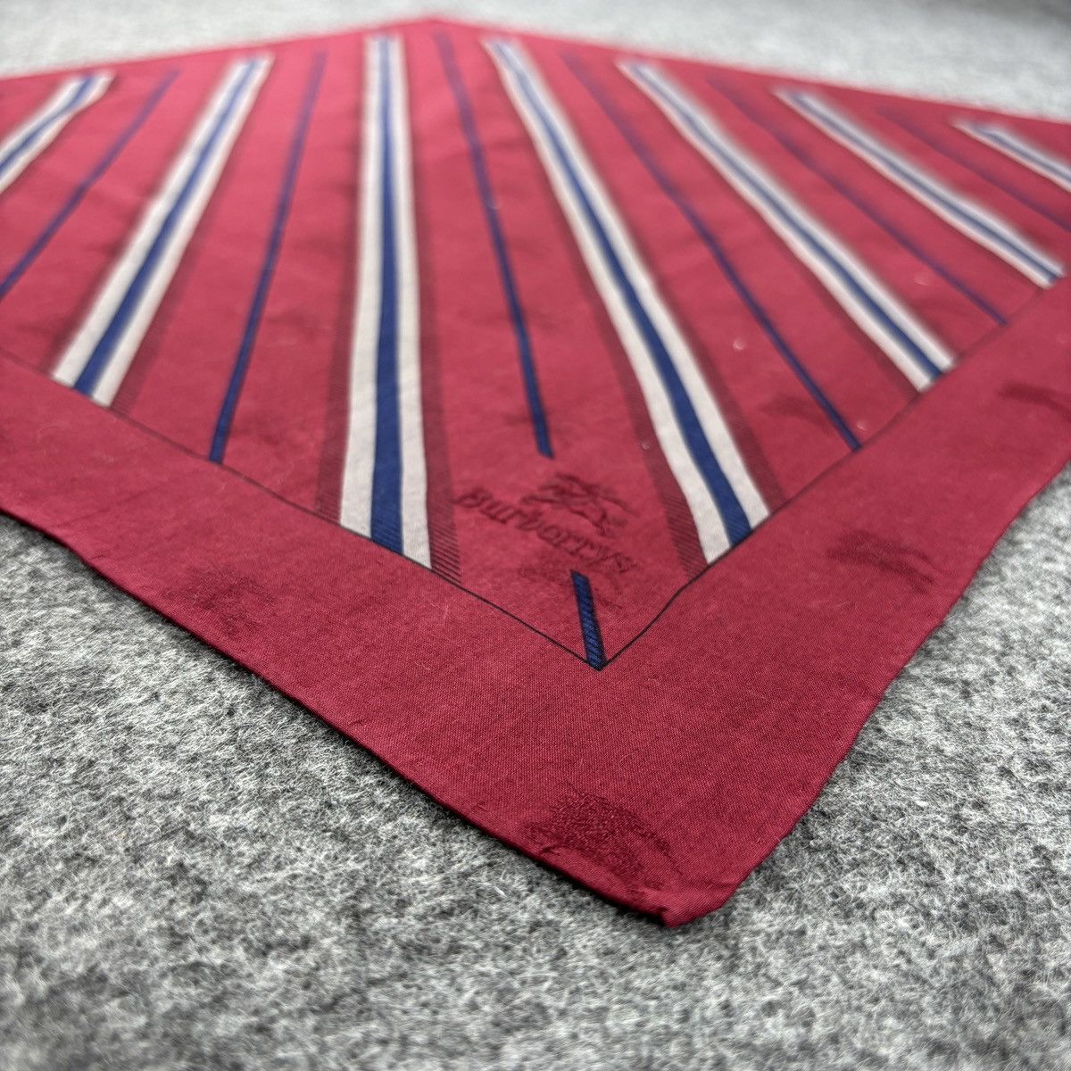 Burberry × Vintage Handkerchief # E028 # Bandana # Neckerchief Size ONE SIZE - 5 Thumbnail