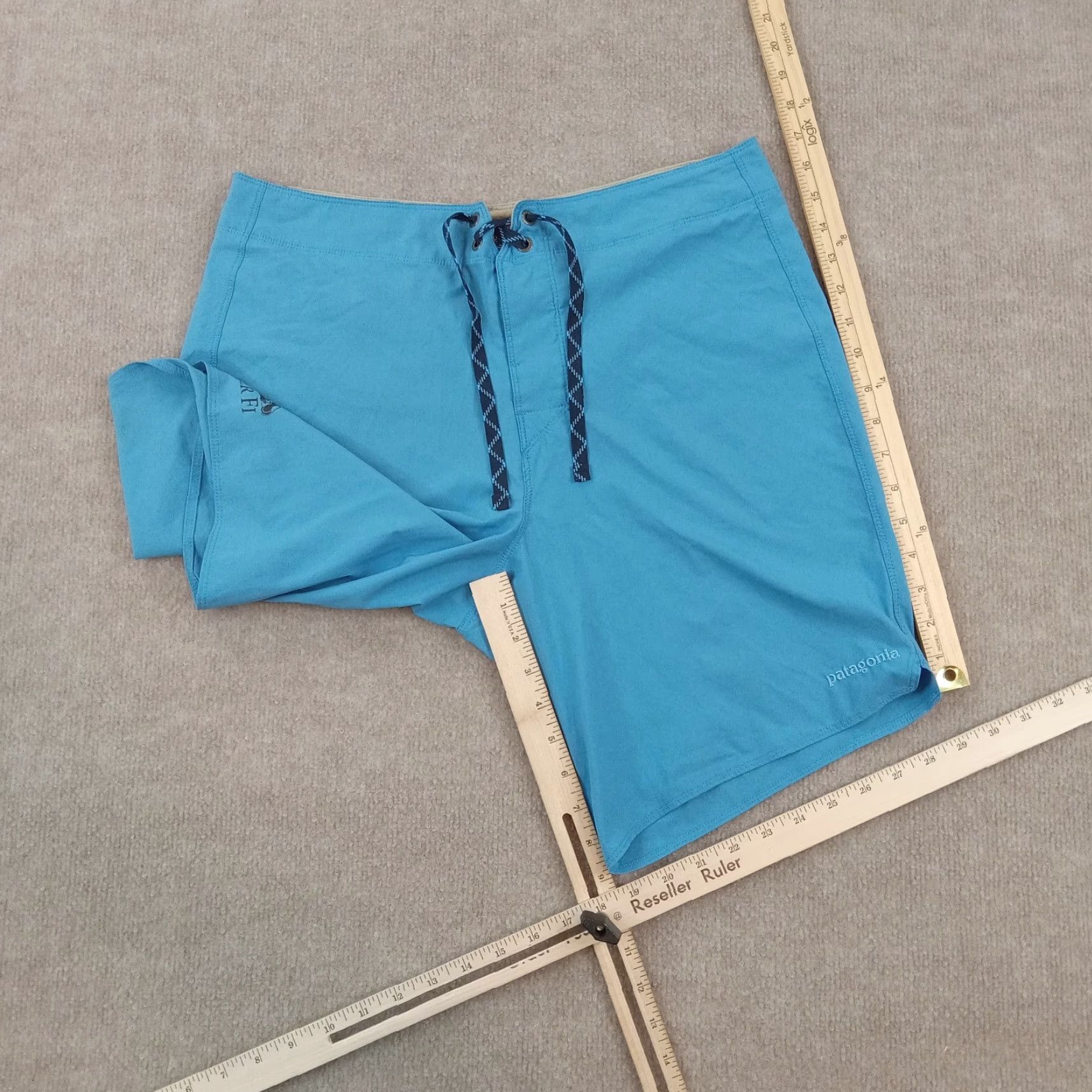 Patagonia Patagonia Shorts 33 Blue Drawstring Zip Pockets Summer Semper Fi Mens Size US 33 - 2 Thumbnail