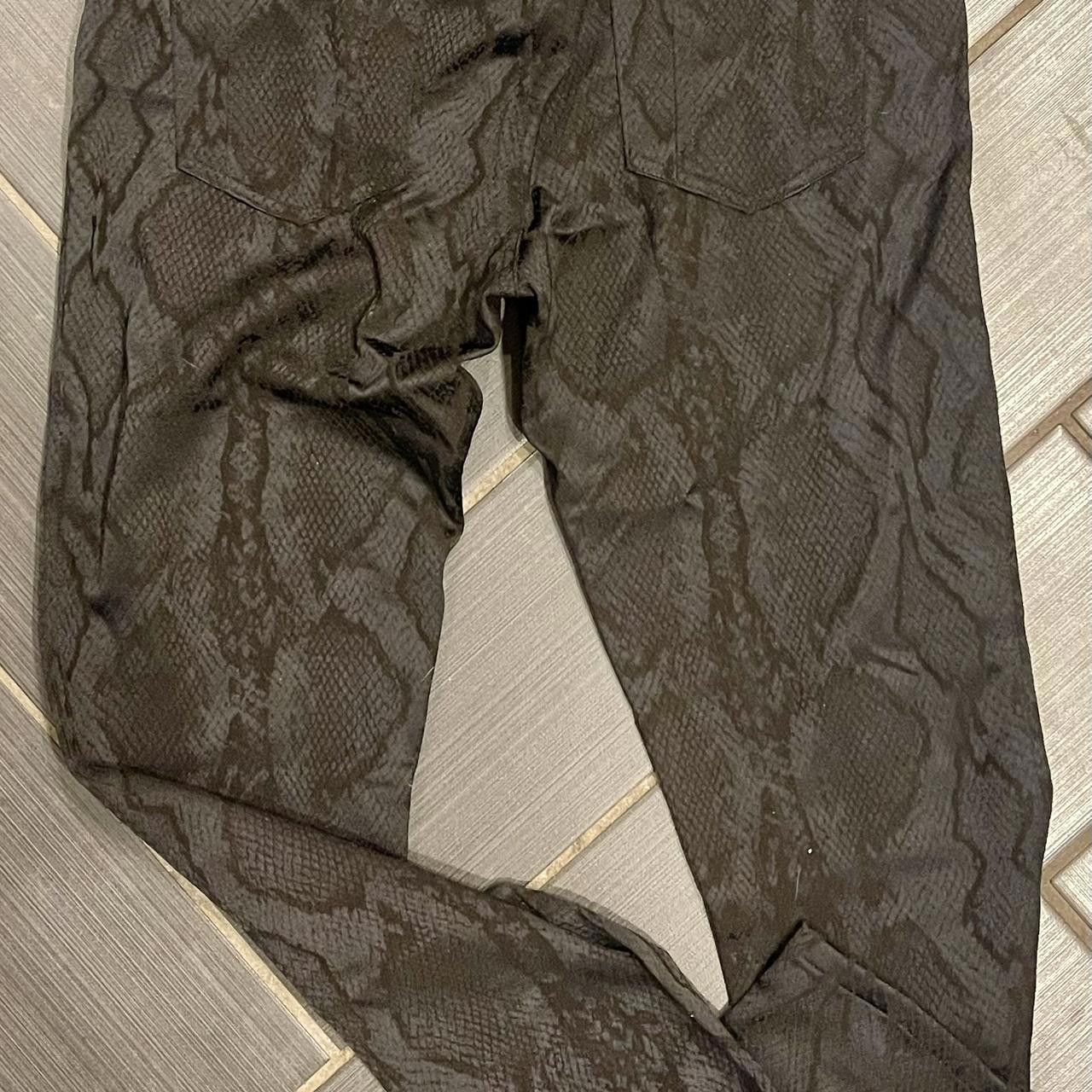 Designer Alice + olivia Women's Grey and Black Trousers Size 27" / US 4 / IT 40 - 4 Thumbnail