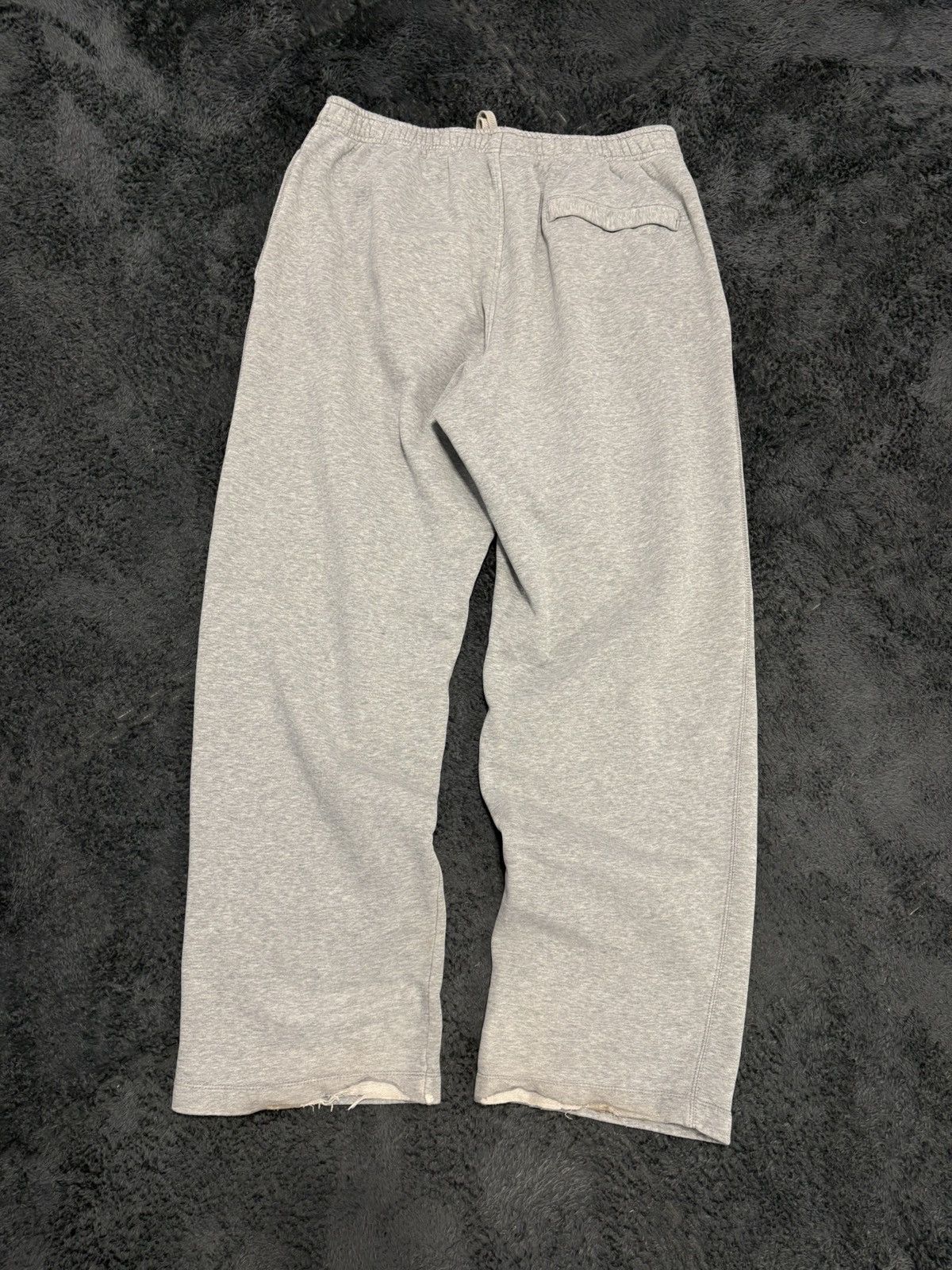 Nike Vintage Nike Baggy Basic Gray Sweatpants Size US 32 / EU 48 - 2 Thumbnail