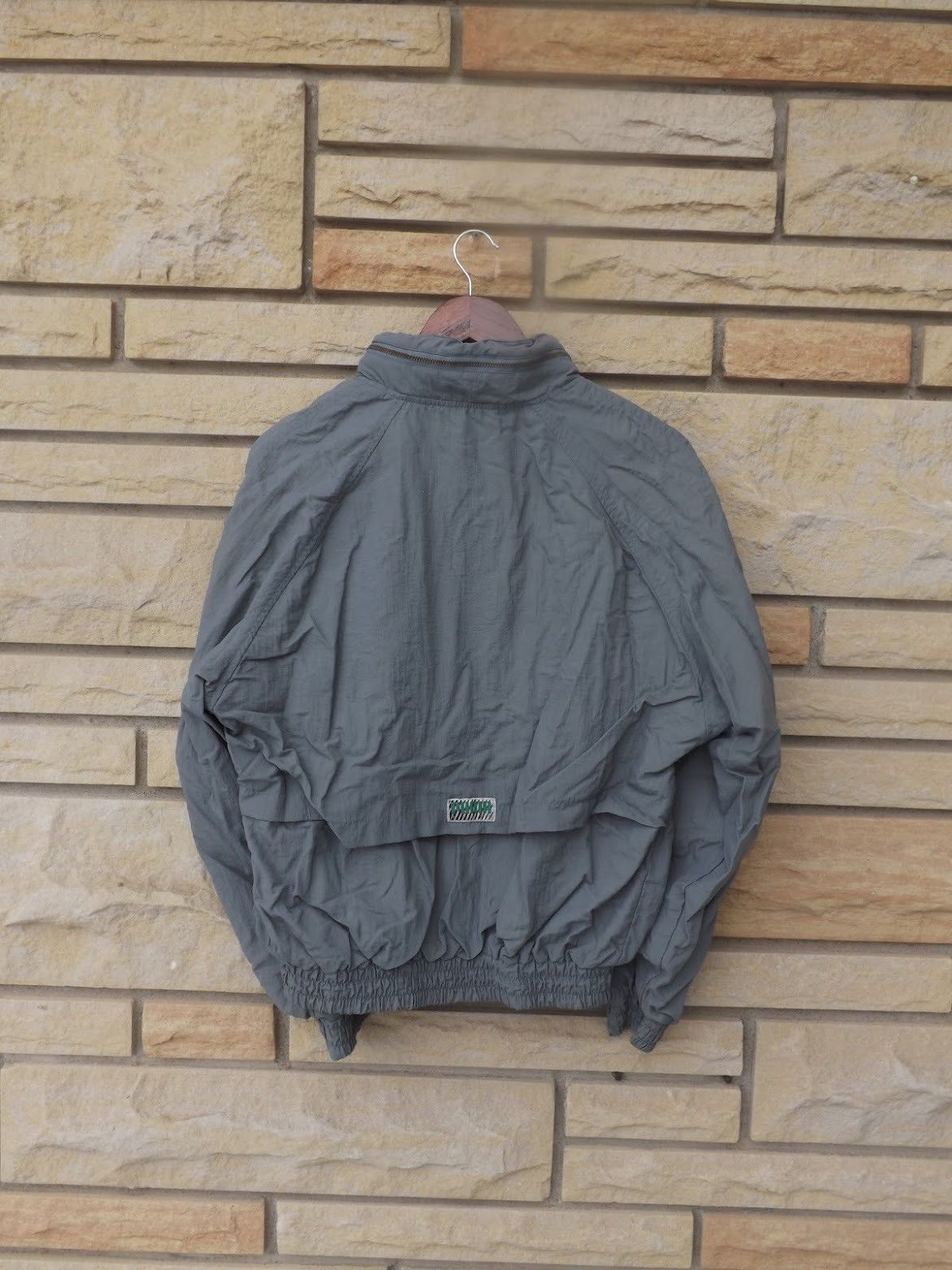 Puma Vintage 90s Puma Windbreaker Jacket Size US S / EU 44-46 / 1 - 2 Thumbnail