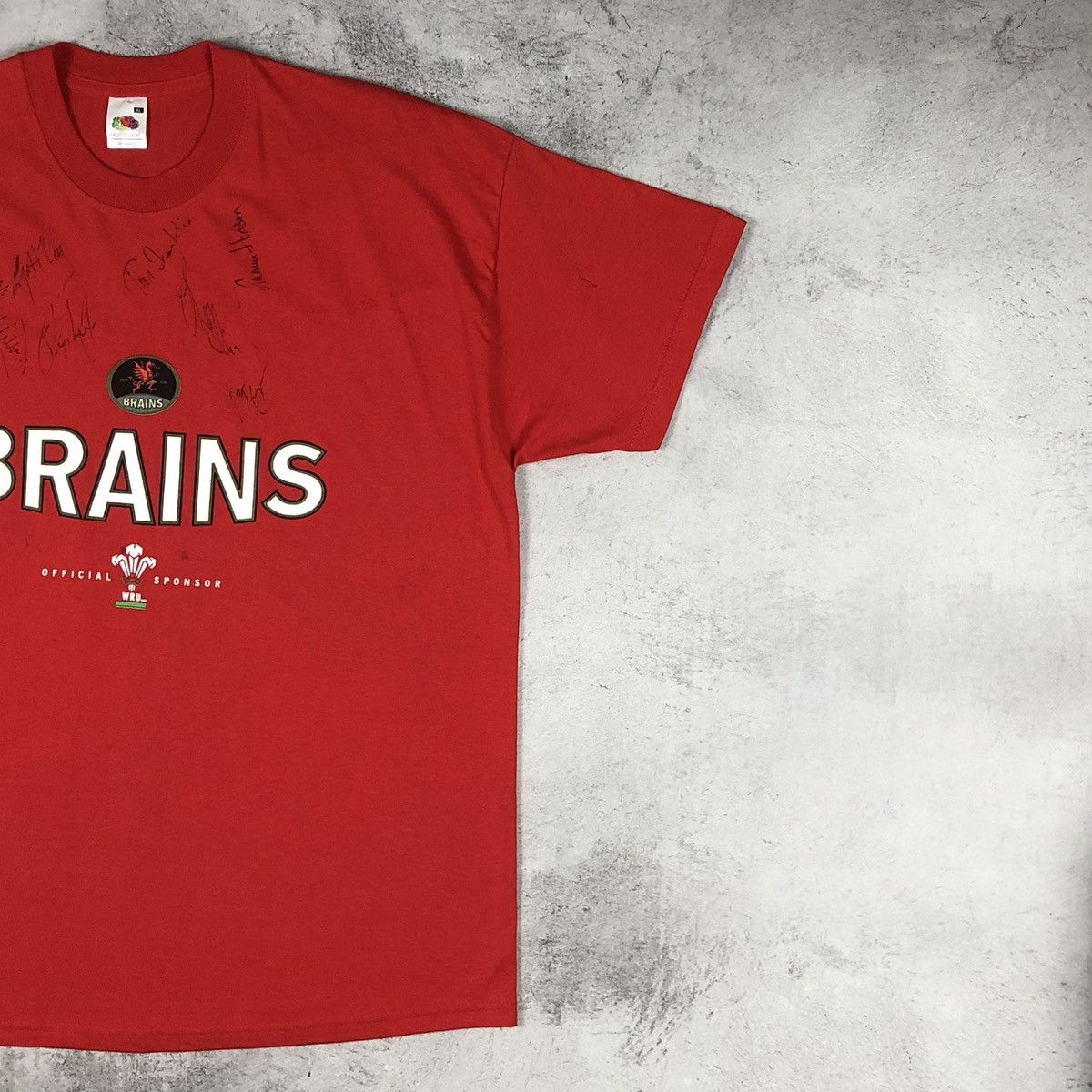 Vintage SIGNED! Wales Rugby WRU Brains 2005 Six Nations Tee Size US XL / EU 56 / 4 - 6 Thumbnail