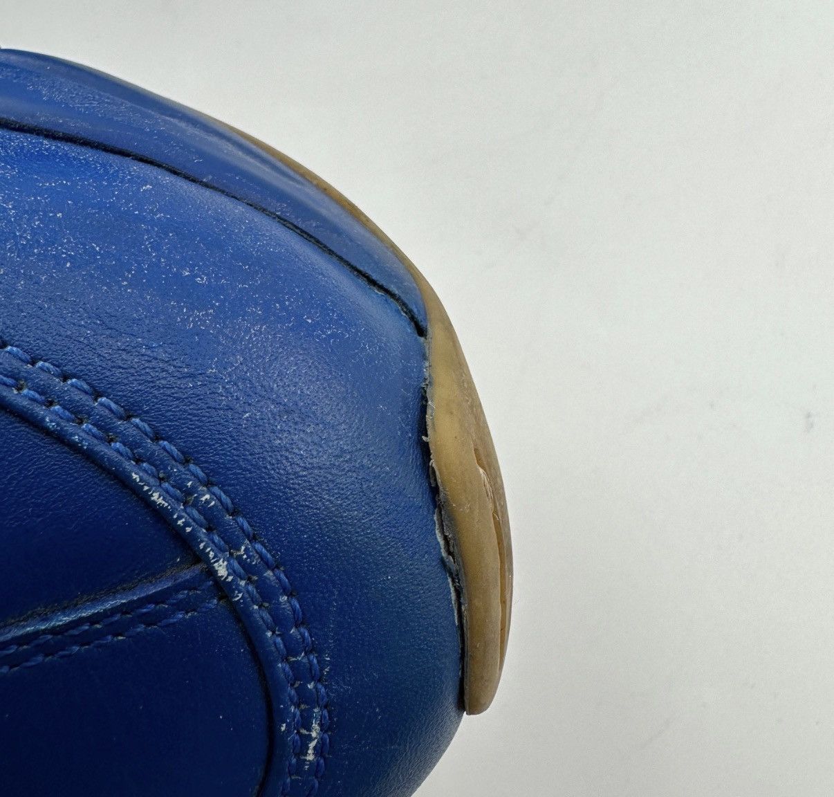 Gucci Gucci/Rhyton Low-Top Blue Logo Dad Sneakers K12 Size US 8 / EU 41 - 7 Thumbnail