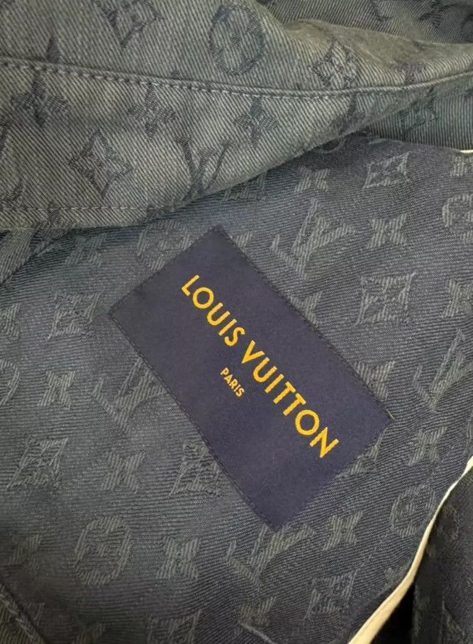 Louis Vuitton Louis Vuitton LV blue floral denim jacket 2412-Nextarrow Size US M / EU 48-50 / 2 - 3 Thumbnail