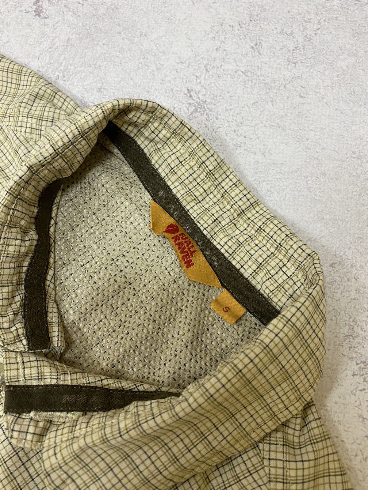 Fjallraven Fjallraven Men’s Button Up Shirt Size S Size US S / EU 44-46 / 1 - 7 Thumbnail
