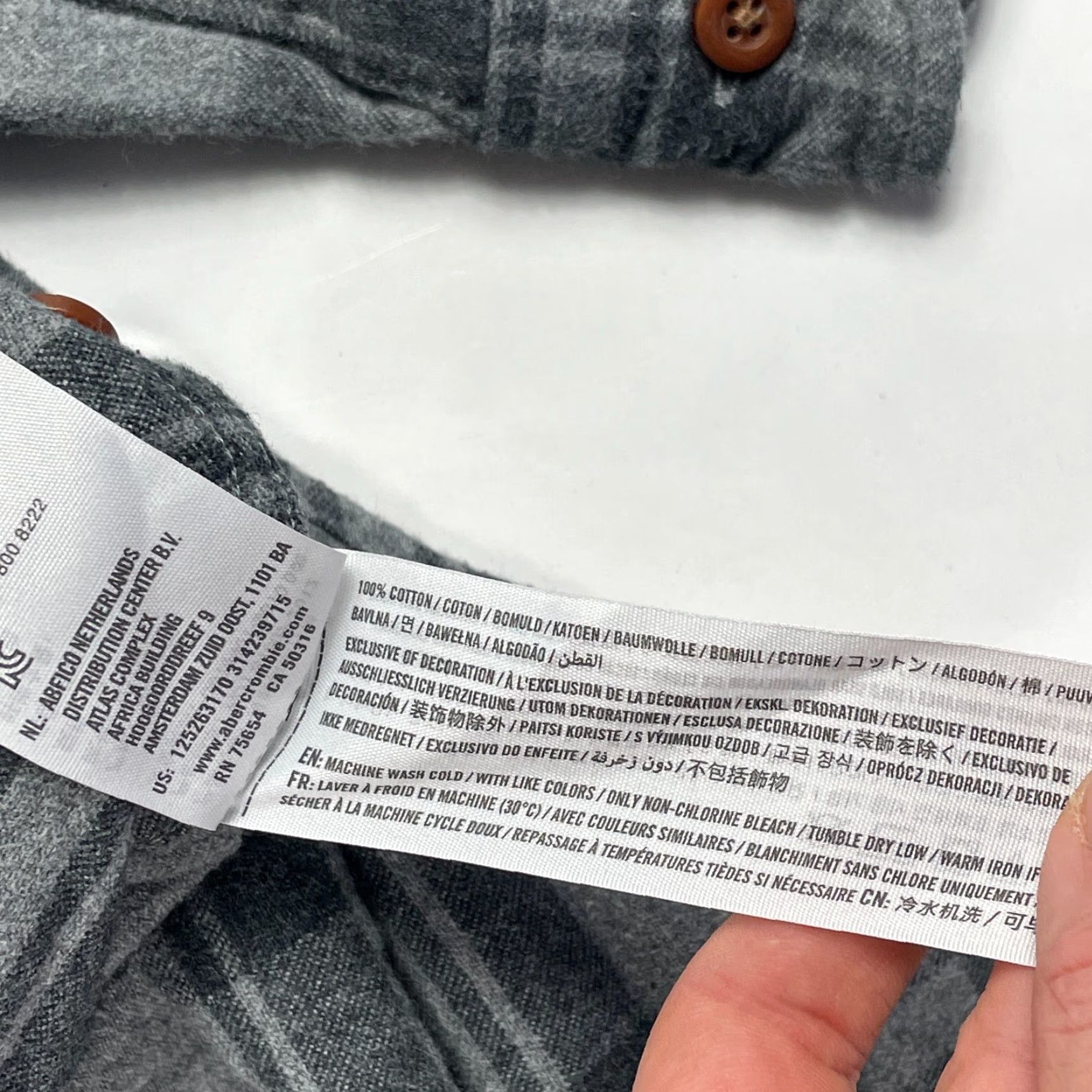 Abercrombie & Fitch VINTAGE Abercrombie & Fitch Shirt Mens Medium Gray Flannel Long Sleeve Button Down Hiking Size US M / EU 48-50 / 2 - 6 Thumbnail