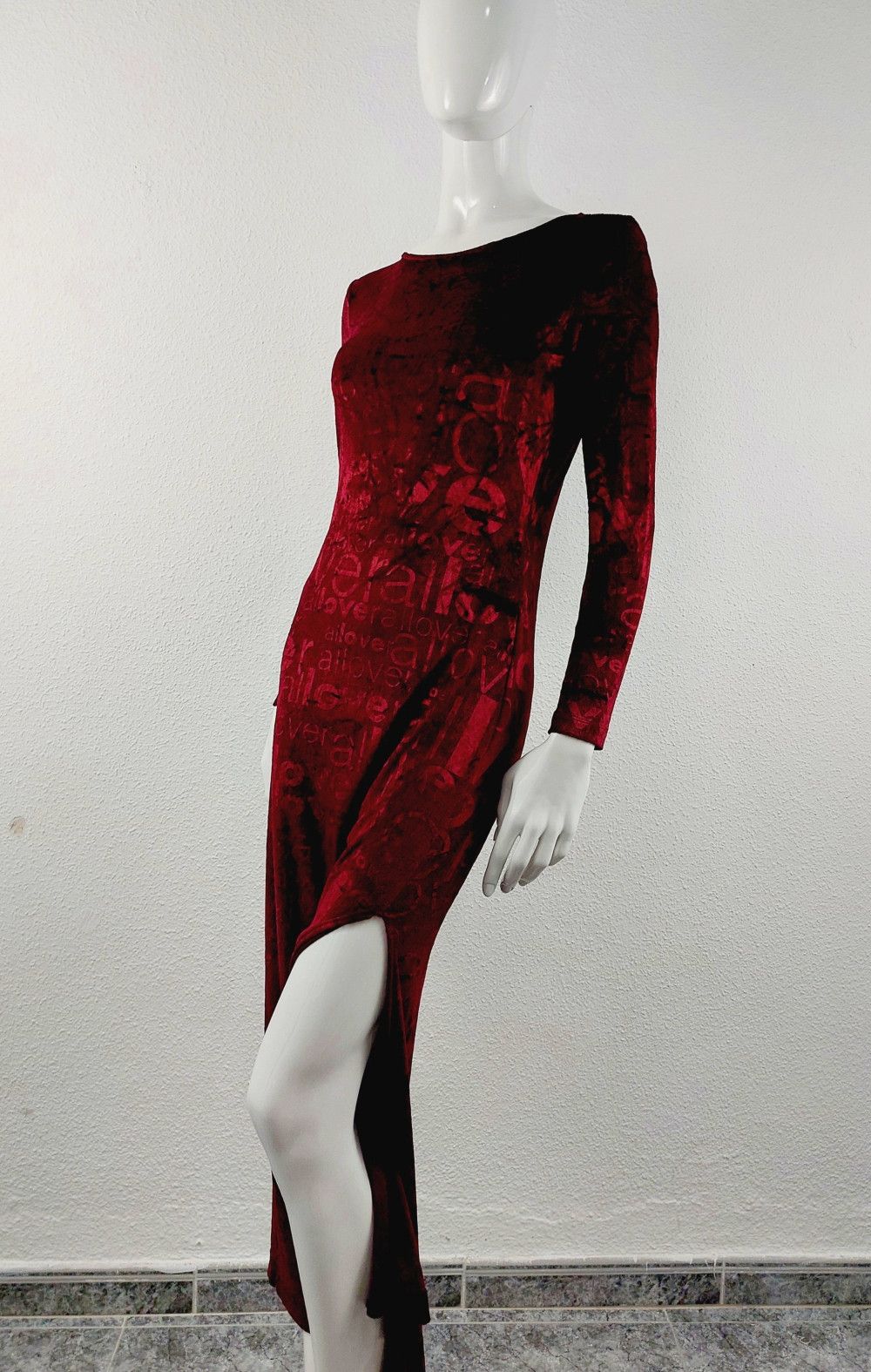 Moschino Moschino Jeans Velvet Love All Over Red Split Maxi Dress Size S / US 4 / IT 40 - 8 Thumbnail