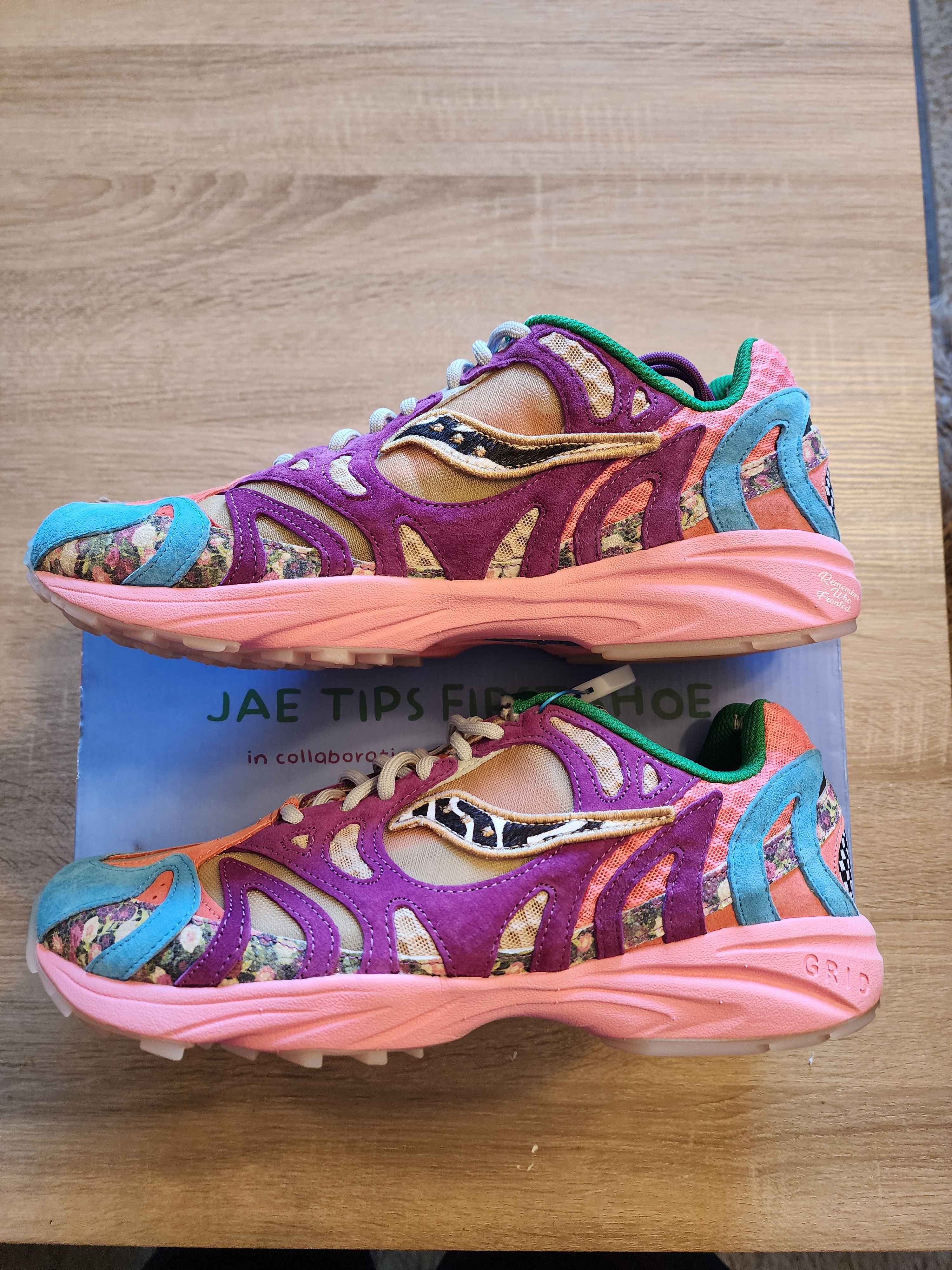 Saucony Saucony Jae Tips Grid Azura 2000 Size US 12 / EU 45 - 1 Thumbnail