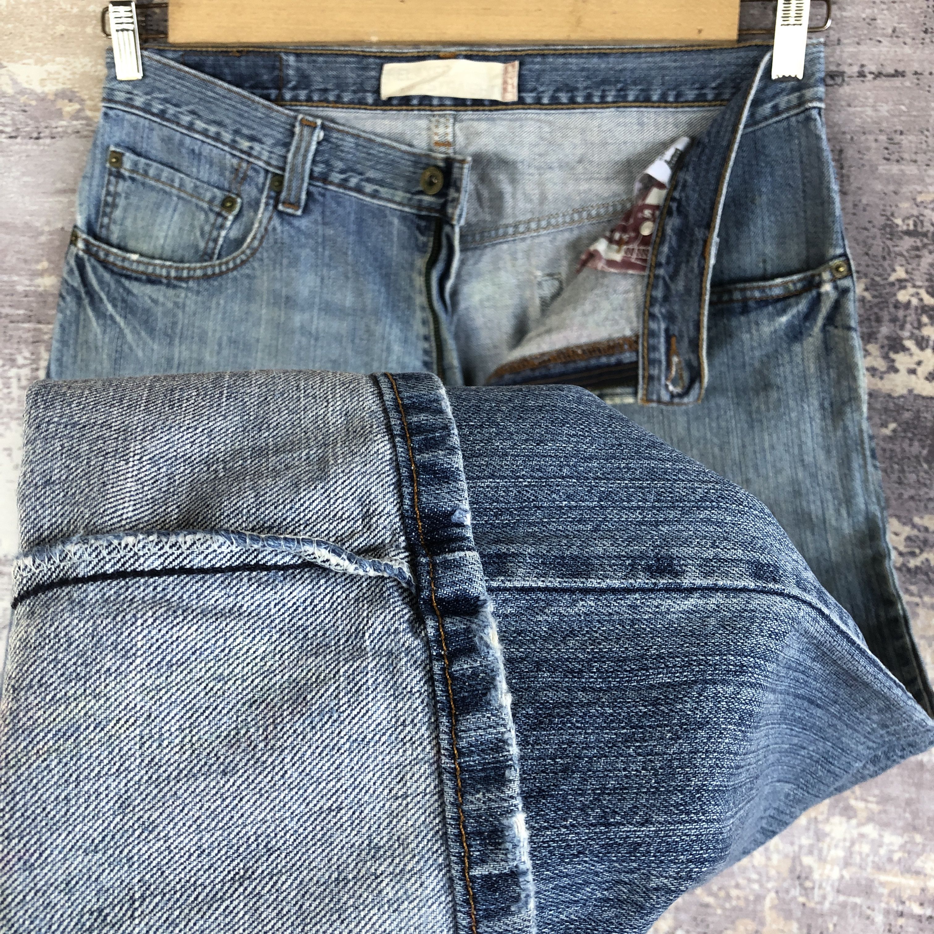 Levi's Vintage Levis 559 Baggy Jeans Levi's Light Wash Faded Denim Size US 34 / EU 50 - 8 Thumbnail