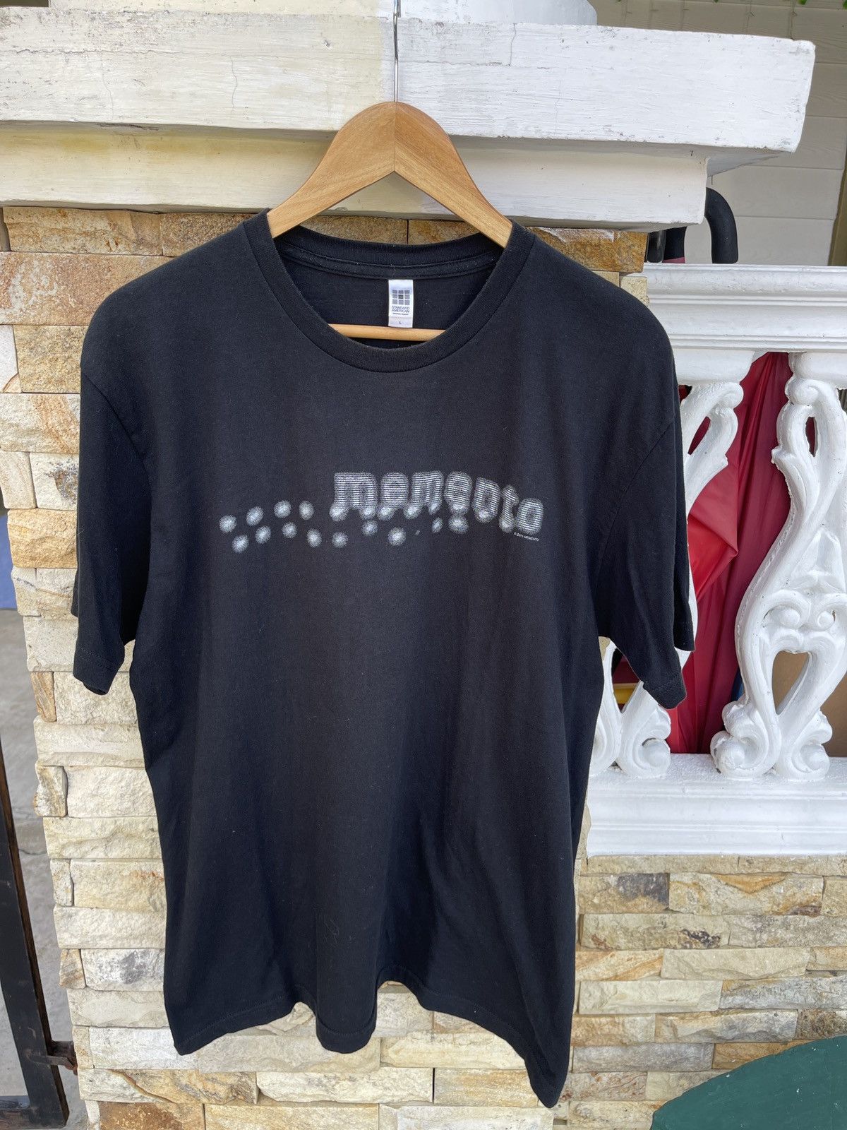 Vintage’2003🔥MEMENTO🔥Faded Black Tshirt