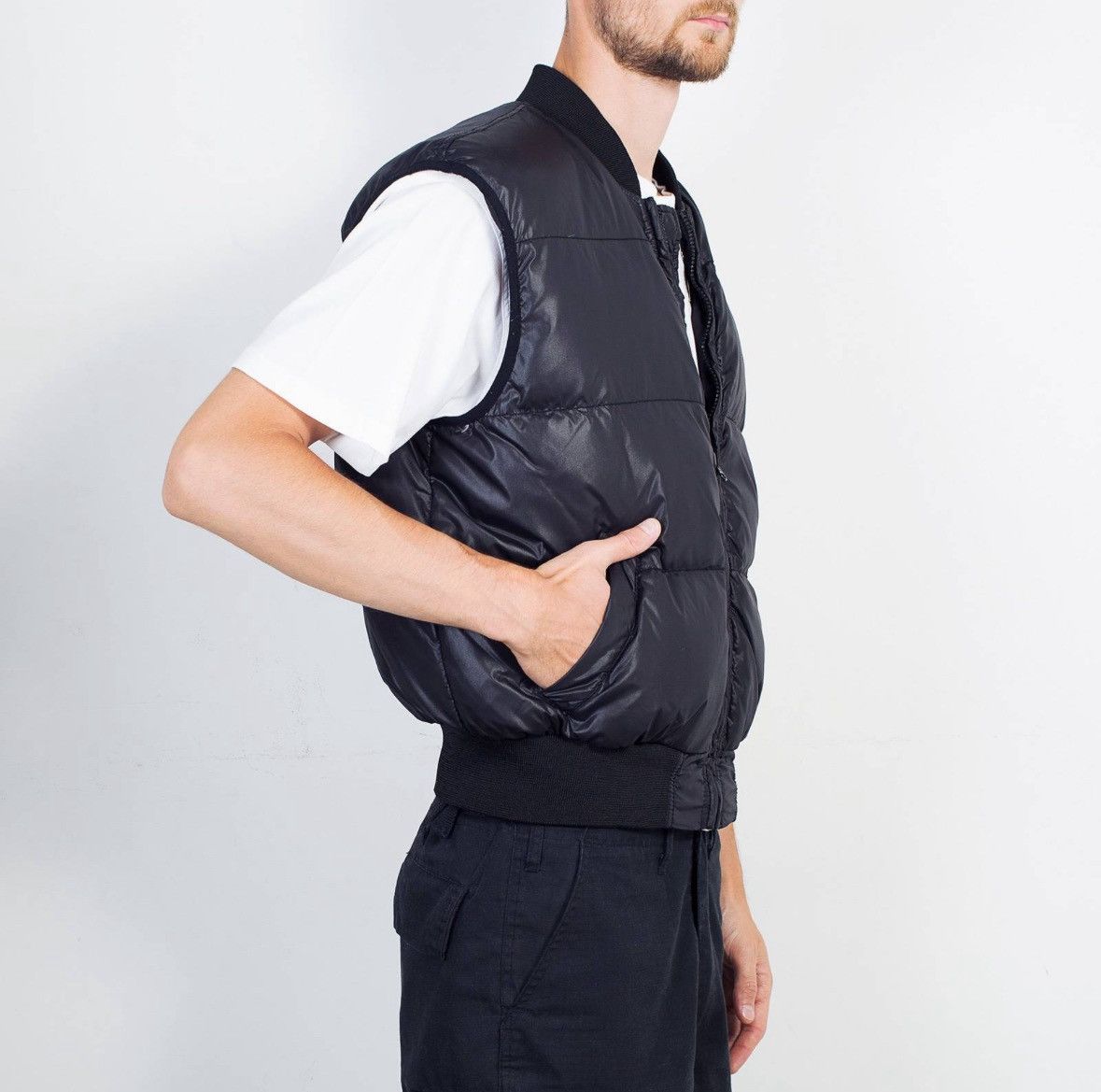 Moschino Moschino Jeans Down Puffer Vest Gilet Cropped Full Black Size US M / EU 48-50 / 2 - 16 Thumbnail