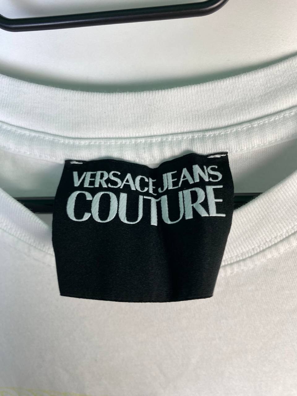 Versace Jeans Couture Vintage streetwear Versace Jeans Couture T shirt Size US L / EU 52-54 / 3 - 3 Thumbnail