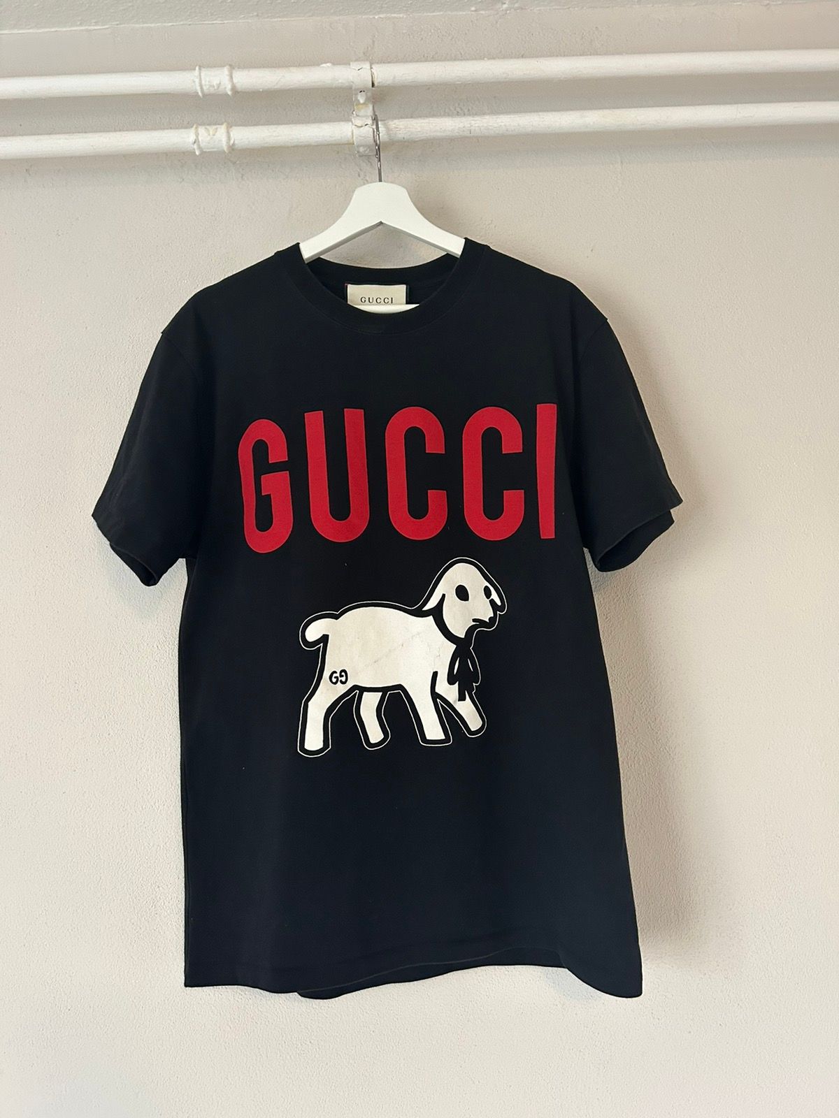 Pre-owned Gucci Logo Lamb T-shirt In Black