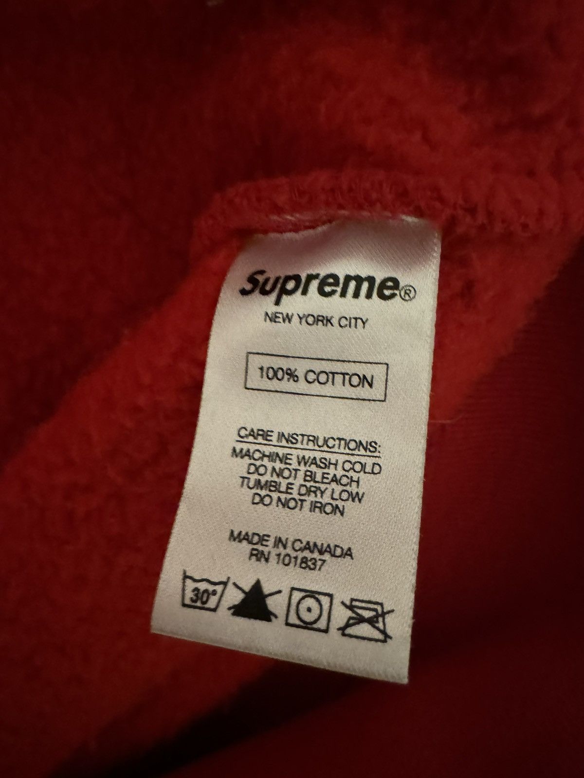 Supreme Supreme Red Small Bogo Size US L / EU 52-54 / 3 - 4 Thumbnail