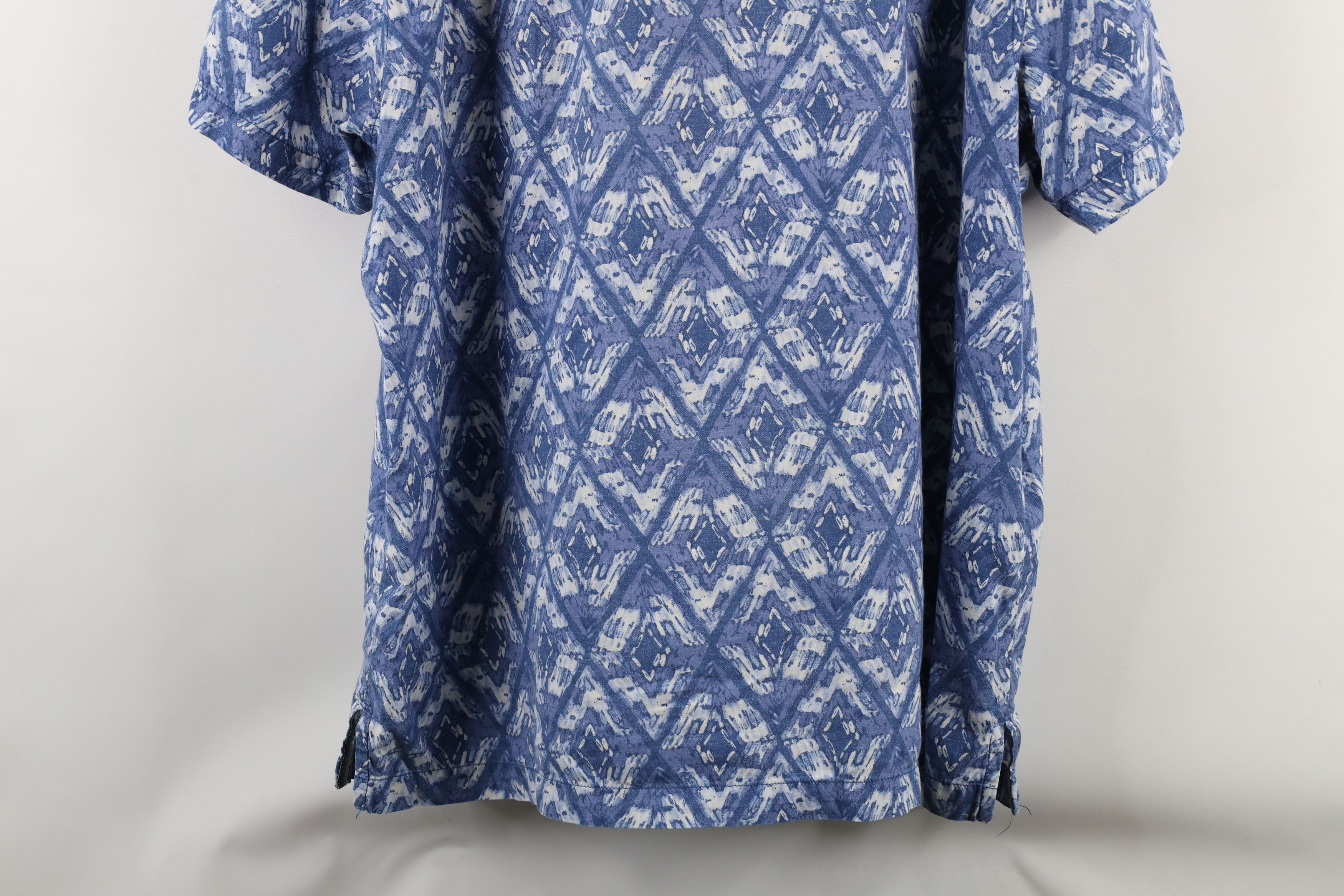 Tommy Bahama × Vintage Vintage Tommy Bahama Diamond Short Sleeve Button Shirt Size US XL / EU 56 / 4 - 11 Thumbnail